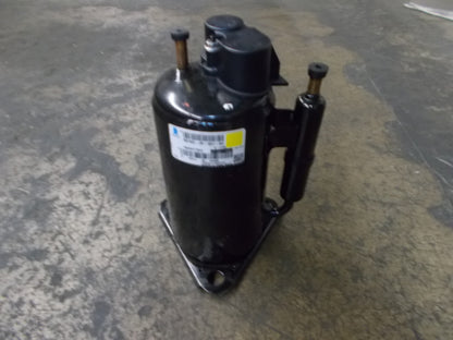 5750 BTU HBP/AC ROTARY COMPRESSOR 220-240/50/1 R-410A