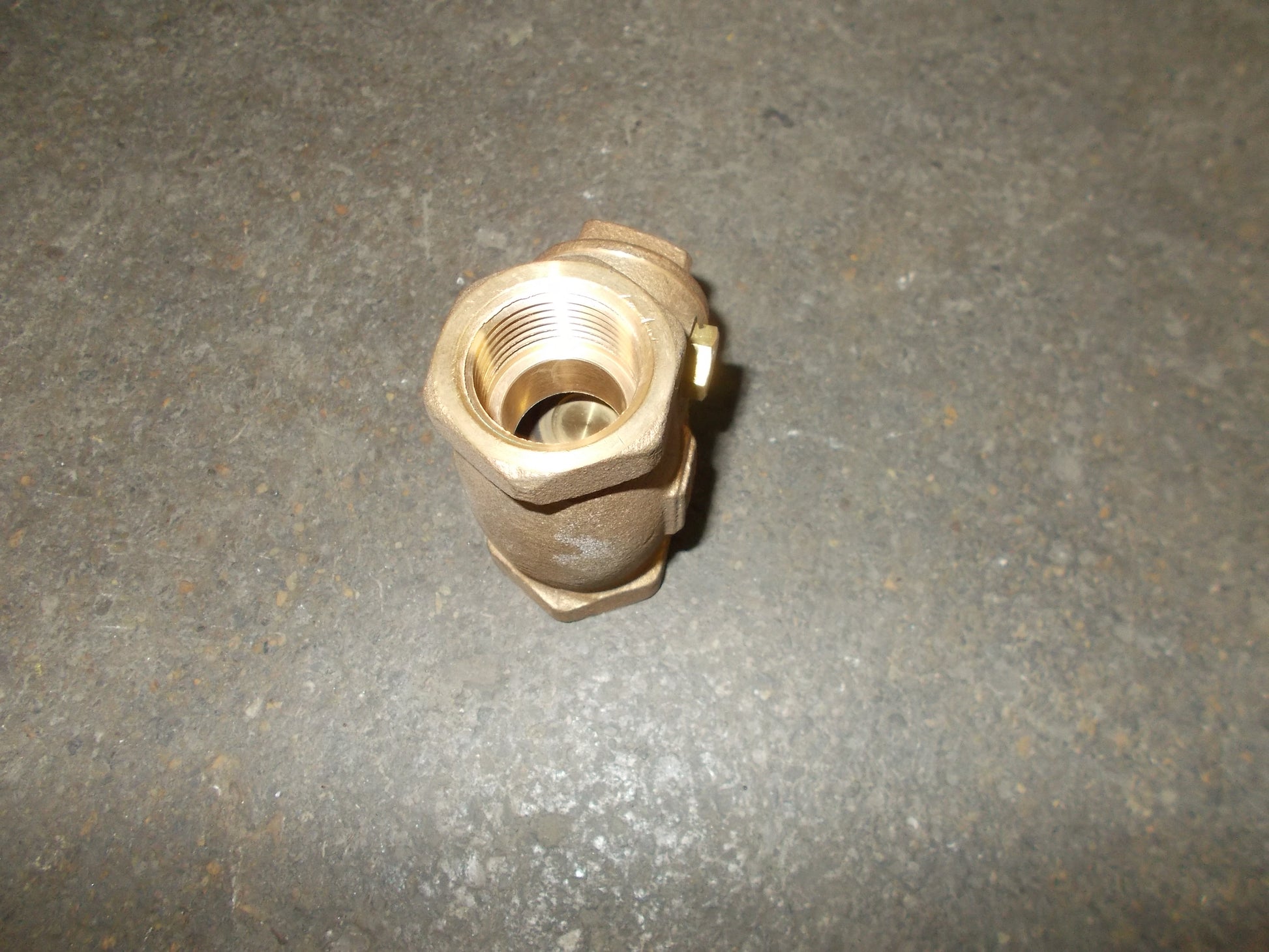 3/4" F.P.T. BRONZE IPS SWING CHECK VALVE 