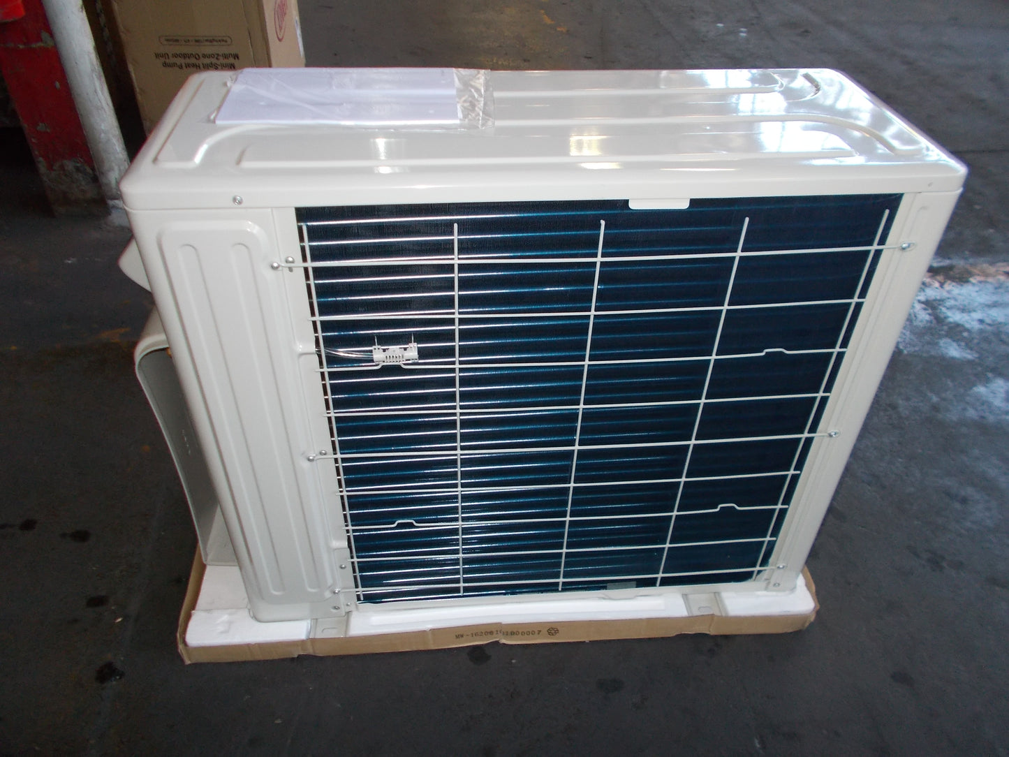 2-1/2 TON INVERTER TYPE MULTI-ZONE OUTDOOR HEAT PUMP MINI SPLIT UNIT, 22 SEER 208-230/60/1 R-410A