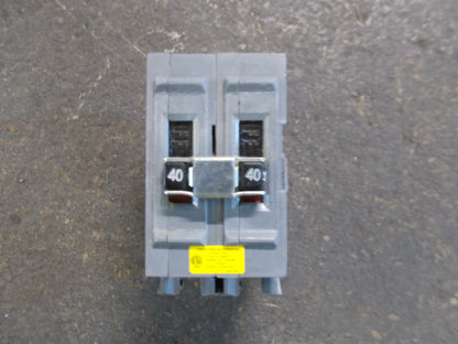 2 POLE 40 AMP CIRCUIT BREAKER 120-240VAC