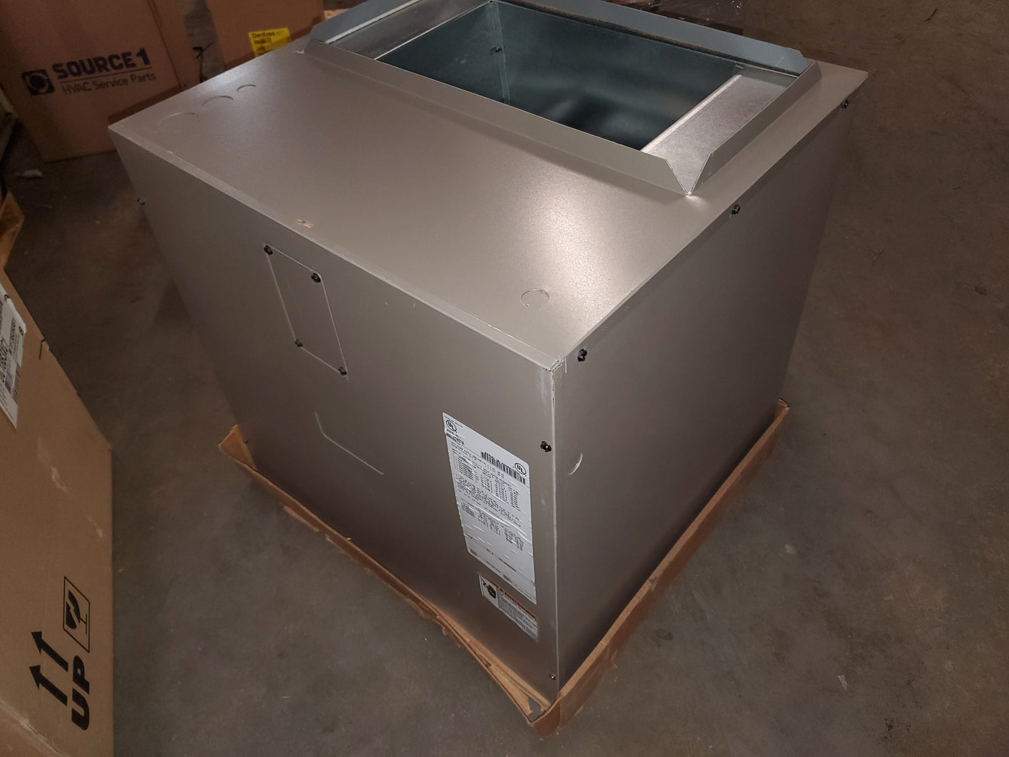 3-1/2 TON MULTI-POSITION MODULAR AIR HANDLER/LESS COIL, 208-230/60/1 1400 CFM