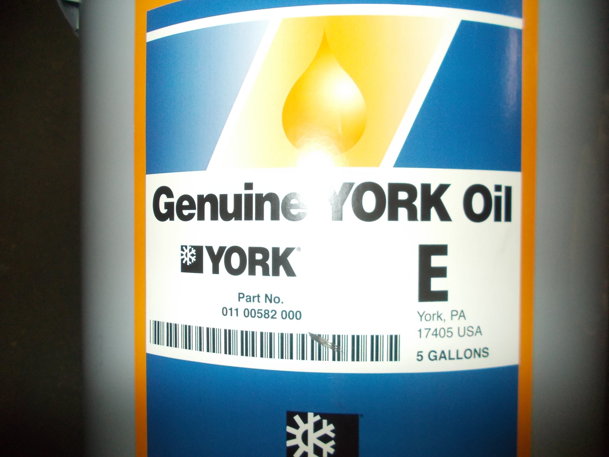 5 GALLON YORK TYPE "E" MINERAL OIL