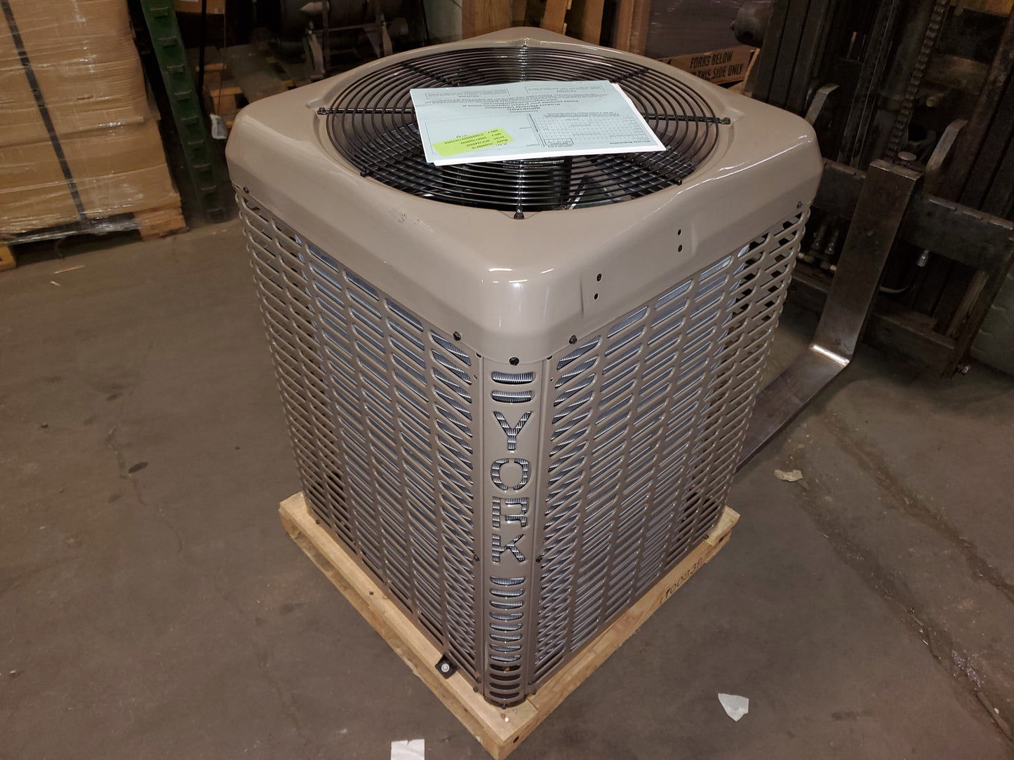 3 TON "LX" SERIES SPLIT SYSTEM AIR CONDITIONER, 13 SEER 208-230/60/1 R-410A