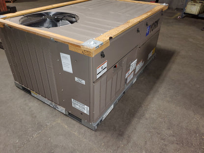 3 TON CONVERTIBLE NATURAL GAS/ELECTRIC PACKAGED UNIT, 14 SEER 80% 460/60/3 R-410A