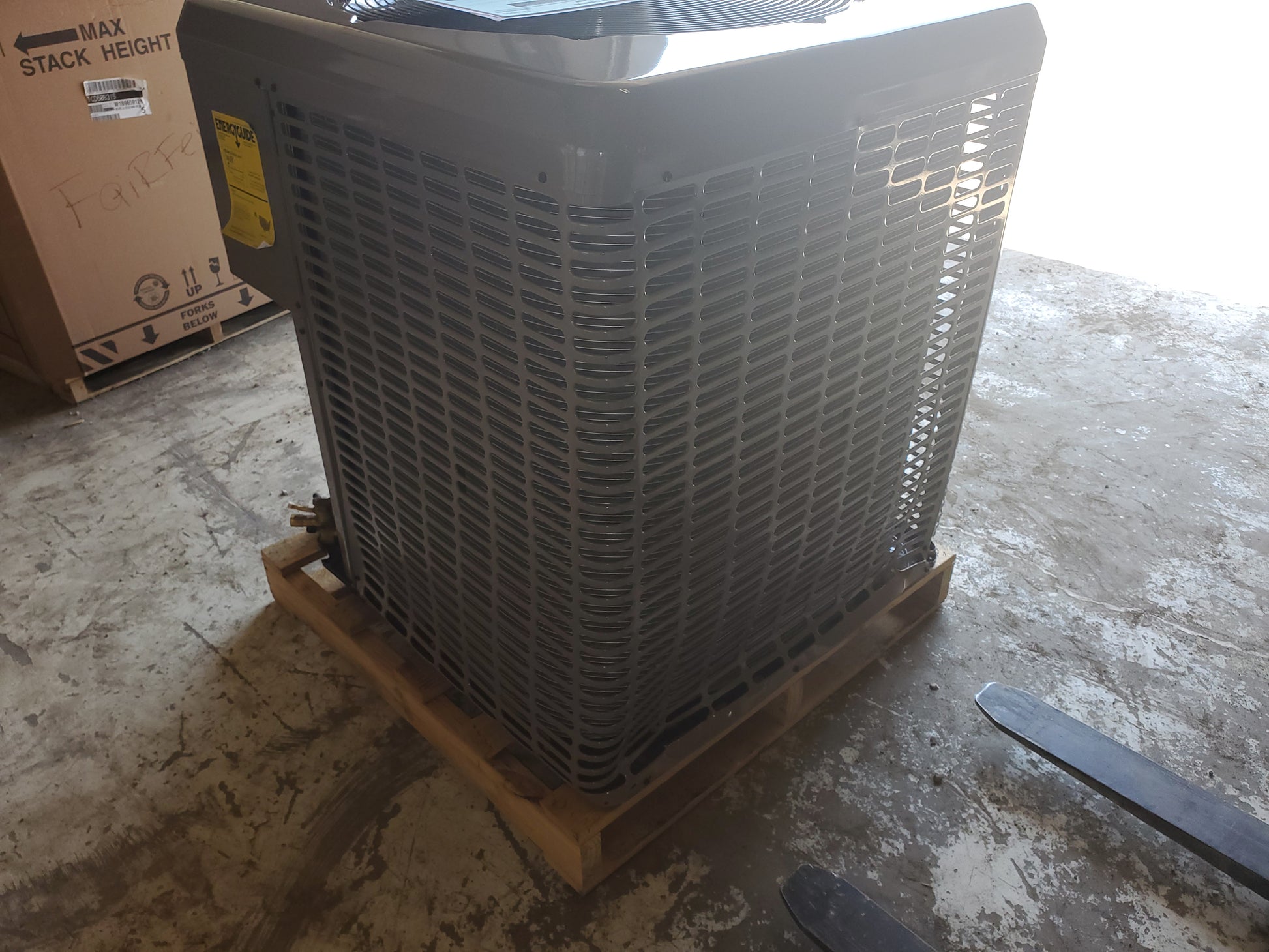 3-1/2 TON "LX" SERIES SPLIT-SYSTEM AIR CONDITIONER, 17 SEER 208-230/60/1 R-410A