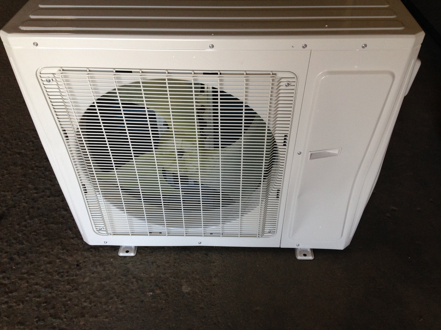 24,000 BTU SINGLE ZONE OUTDOOR MINI-SPLIT HEAT PUMP UNIT, 20 SEER 208-230/60/1 R-410A