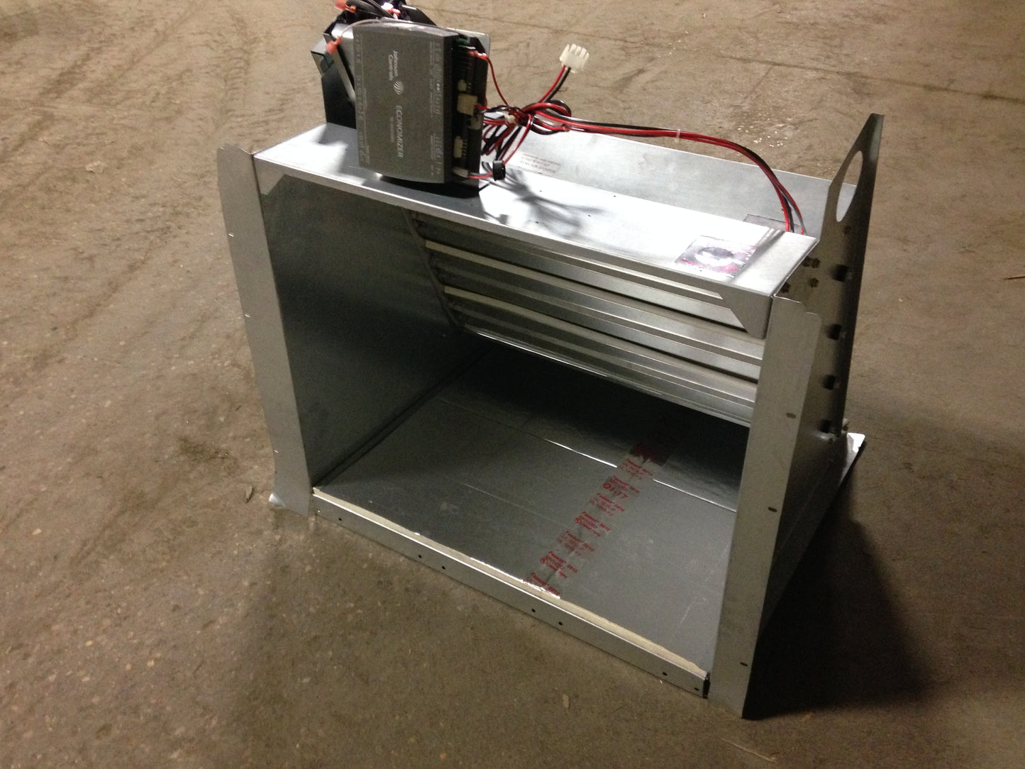 HORIZONTAL FLOW ECONOMIZER FOR ZV SERIES 3-5 TON PACKAGED UNITS