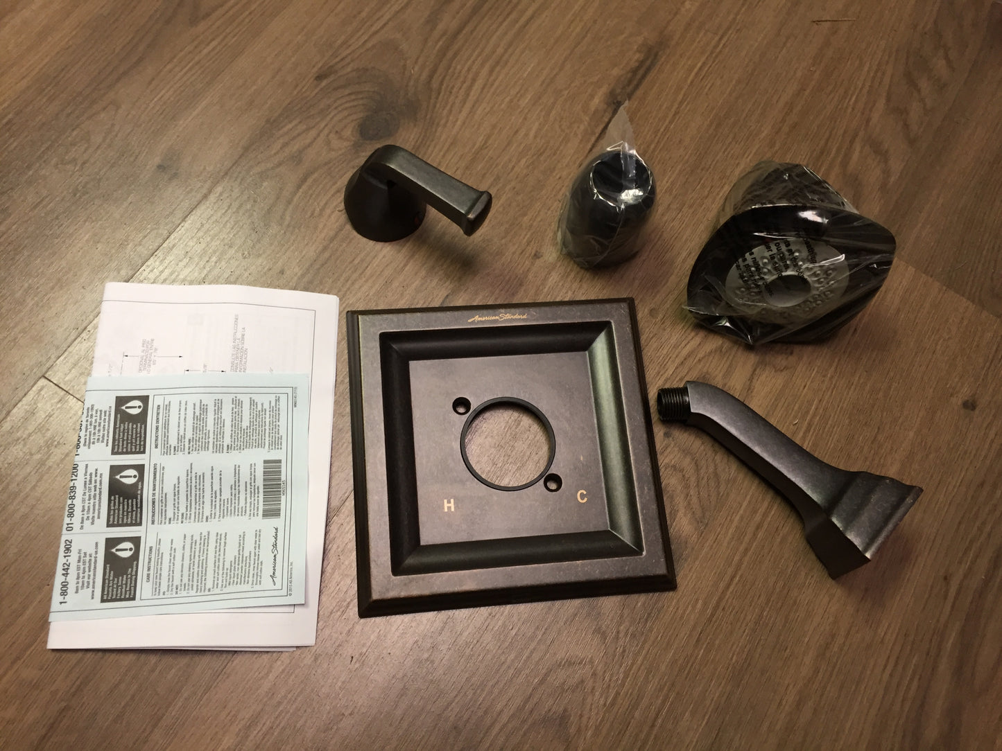 "TOWN SQUARE" PRESSURE BALANCE SHOWER ONLY TRIM KIT WITH 3 FUNCTION FLOWISE SHOWERHEAD, OIL RUBBED BRONZE