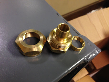 3/4" COMPRESSION NUT FITTING x 3/4" C ASSEMBLY