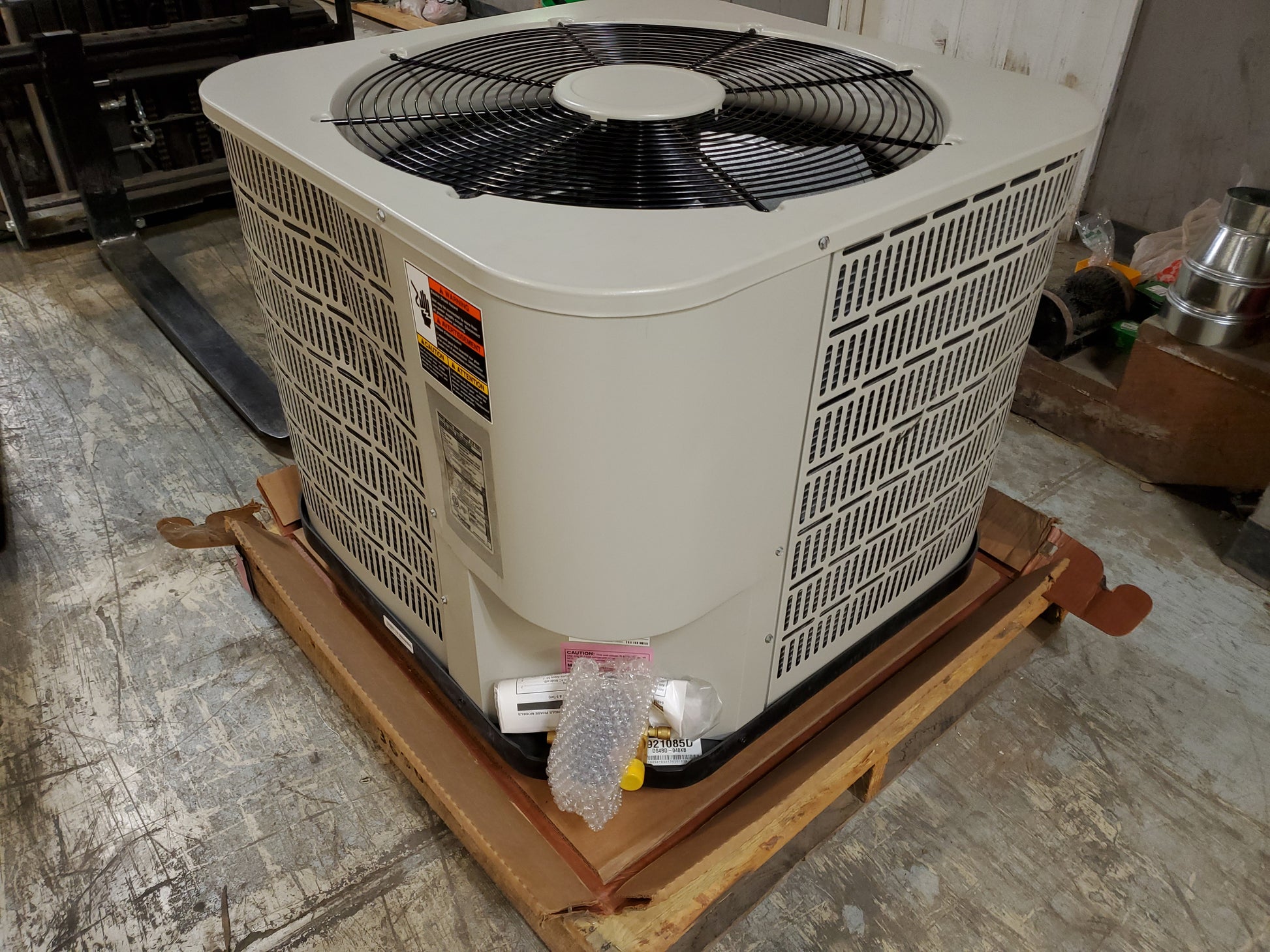 4 TON HIGH EFFICIENCY SPLIT SYSTEM AIR CONDITIONER, 13-SEER 208-230/1 R-410A