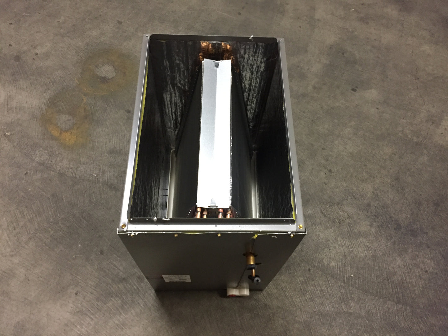 3 TON AC/HP UPFLOW CASED "A" COIL, R-410A CFM:1200