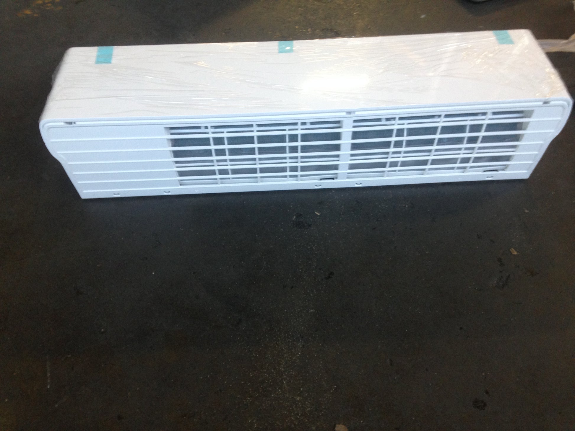 9,000 BTU INVERTER INDOOR MINI-SPLIT HEAT PUMP UNIT, 38 SEER 208-230/60/1 R-410A CFM 300