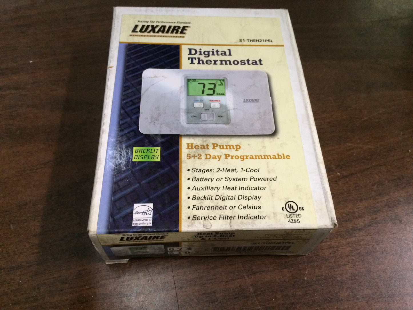 2 HEAT/1 COOL 5+2 DAY PROGRAMMABLE THERMOSTAT