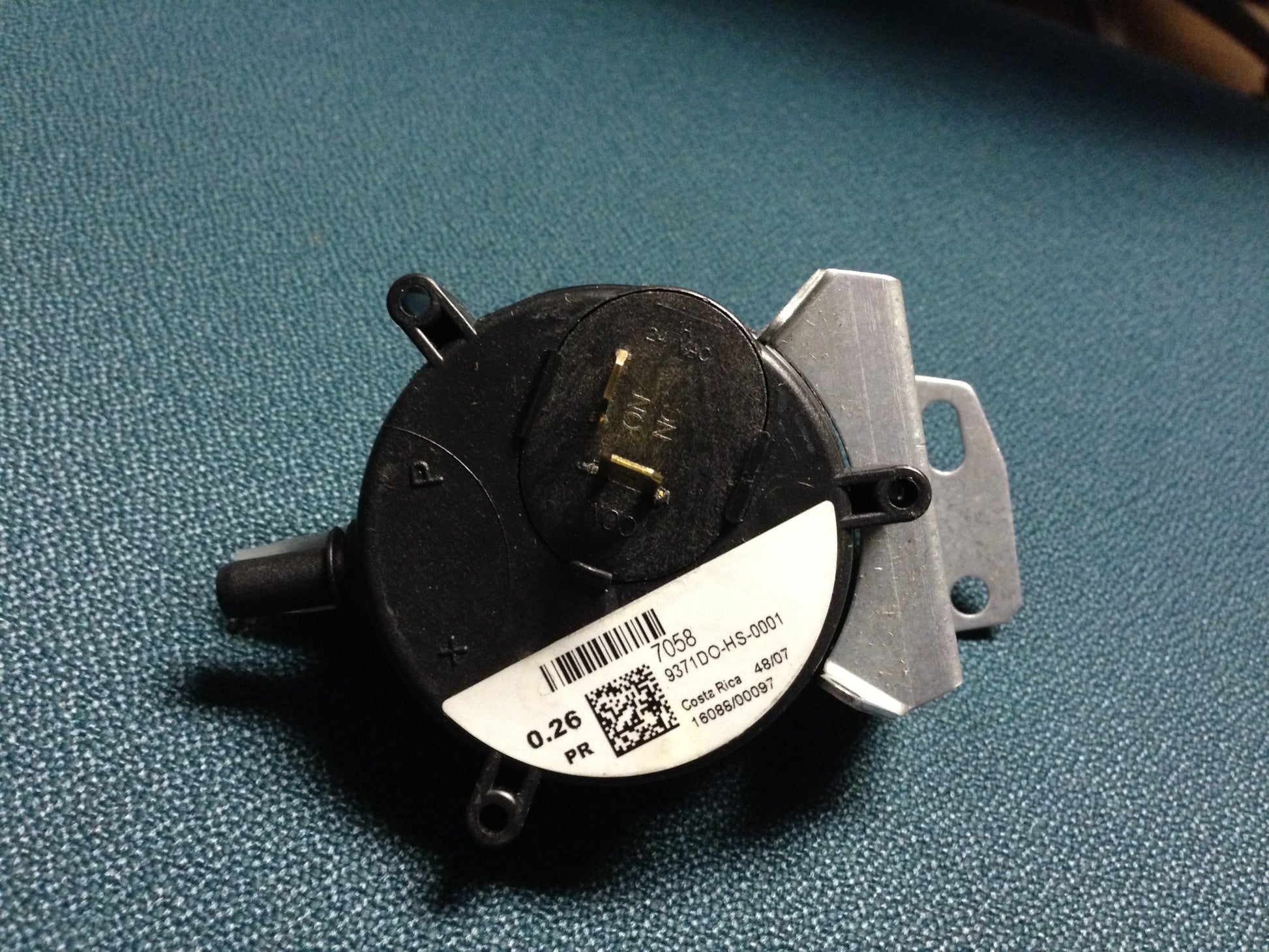 AIR PRESSURE SWITCH, 0.26 IWC