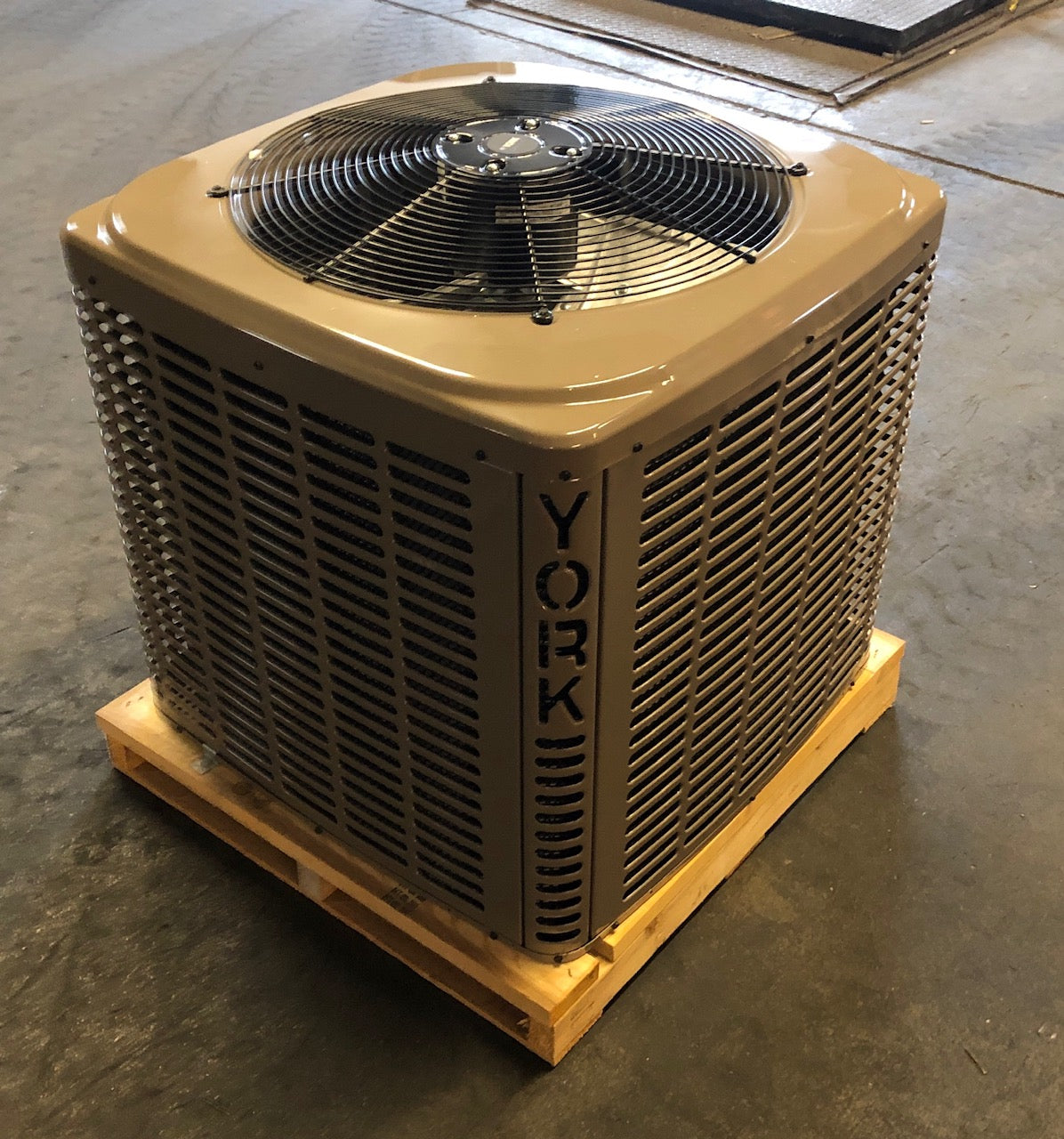 4 TON "LX" SERIES SPLIT-SYSTEM AIR CONDITIONER, 13 SEER 208-230/60/1 R-410A