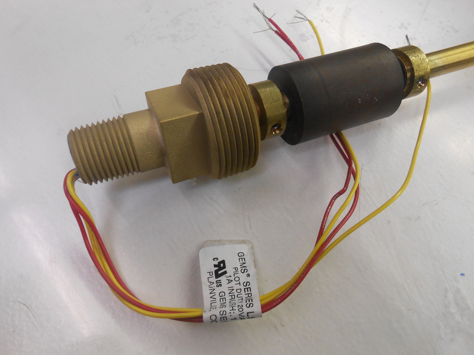 120 TO 240 VAC FLOAT SWITCH