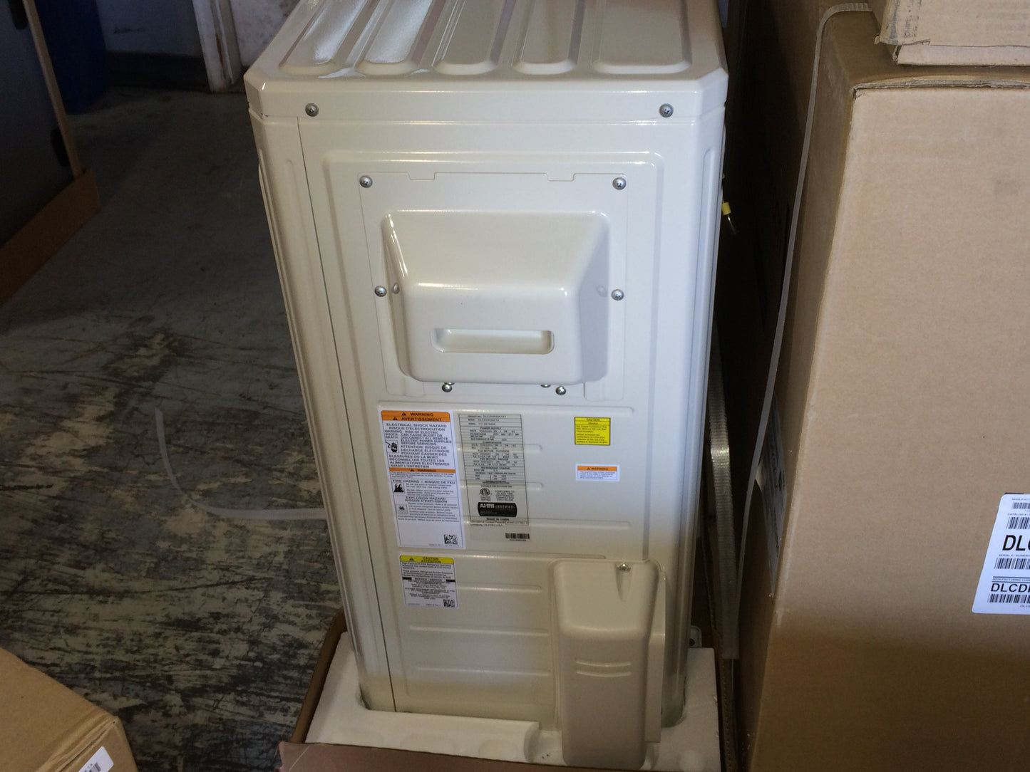 30,000 BTU OUTDOOR MINI-SPLIT HEAT PUMP UNIT 208-230/60/1 R-410A