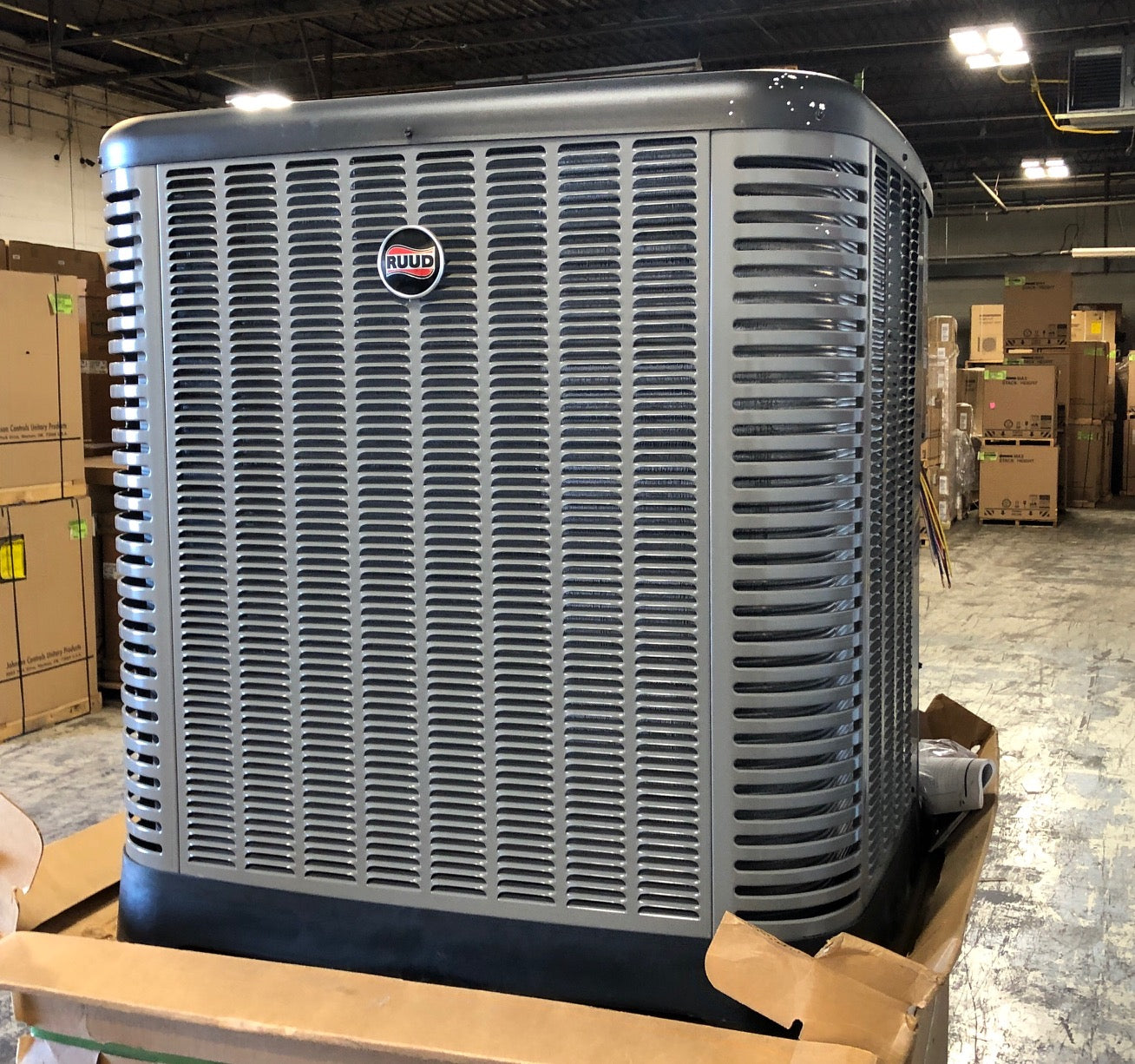 2 TON "ACHIEVER PLUS" SERIES TWO-STAGE COMMUNICATING SPLIT-SYSTEM AIR CONDITIONER, 17 SEER 208-230/60/1 R-410A