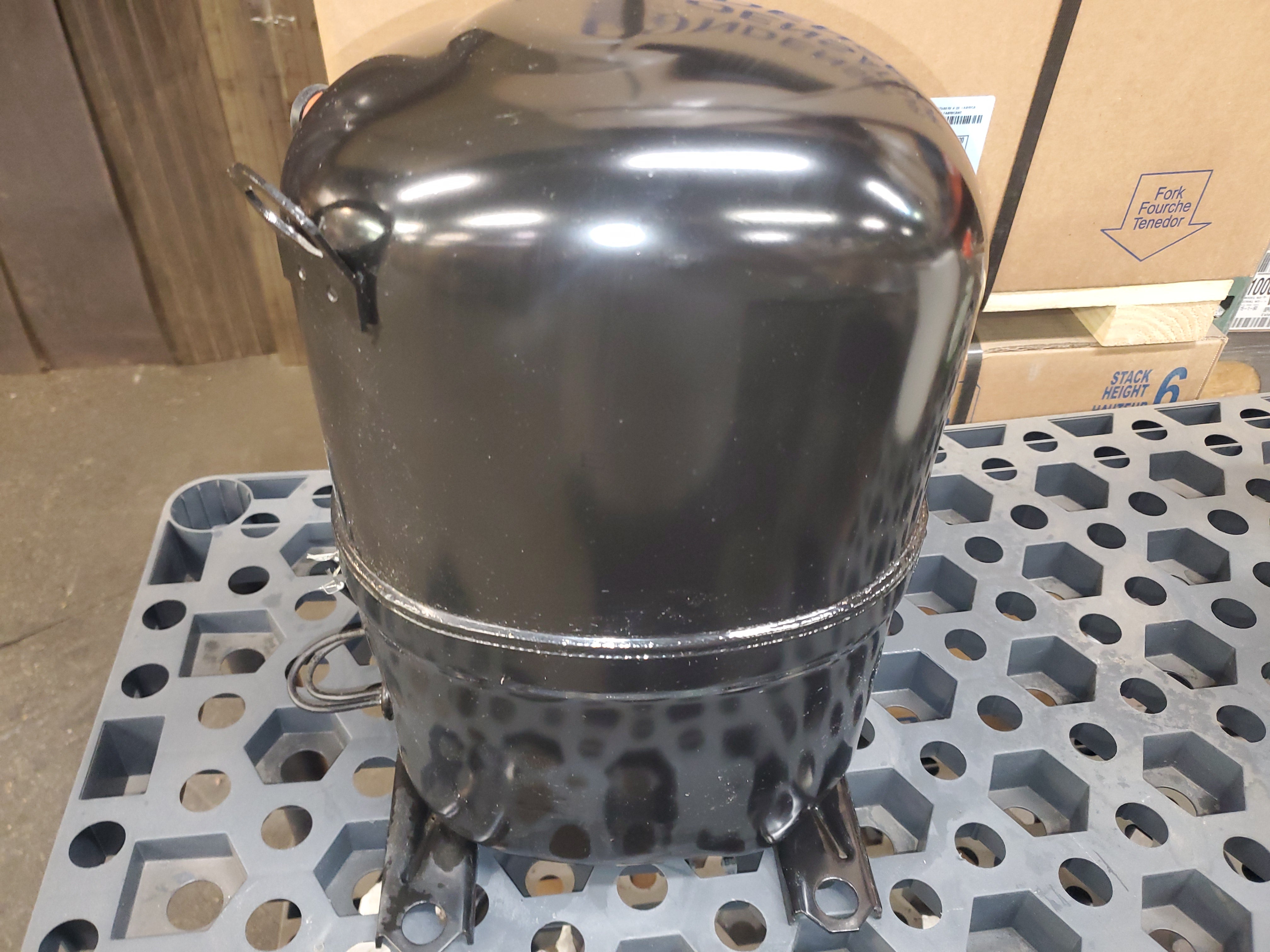 2.75 Ton AC/HP Benchmark High Temp Recip Compressor w/ Internal