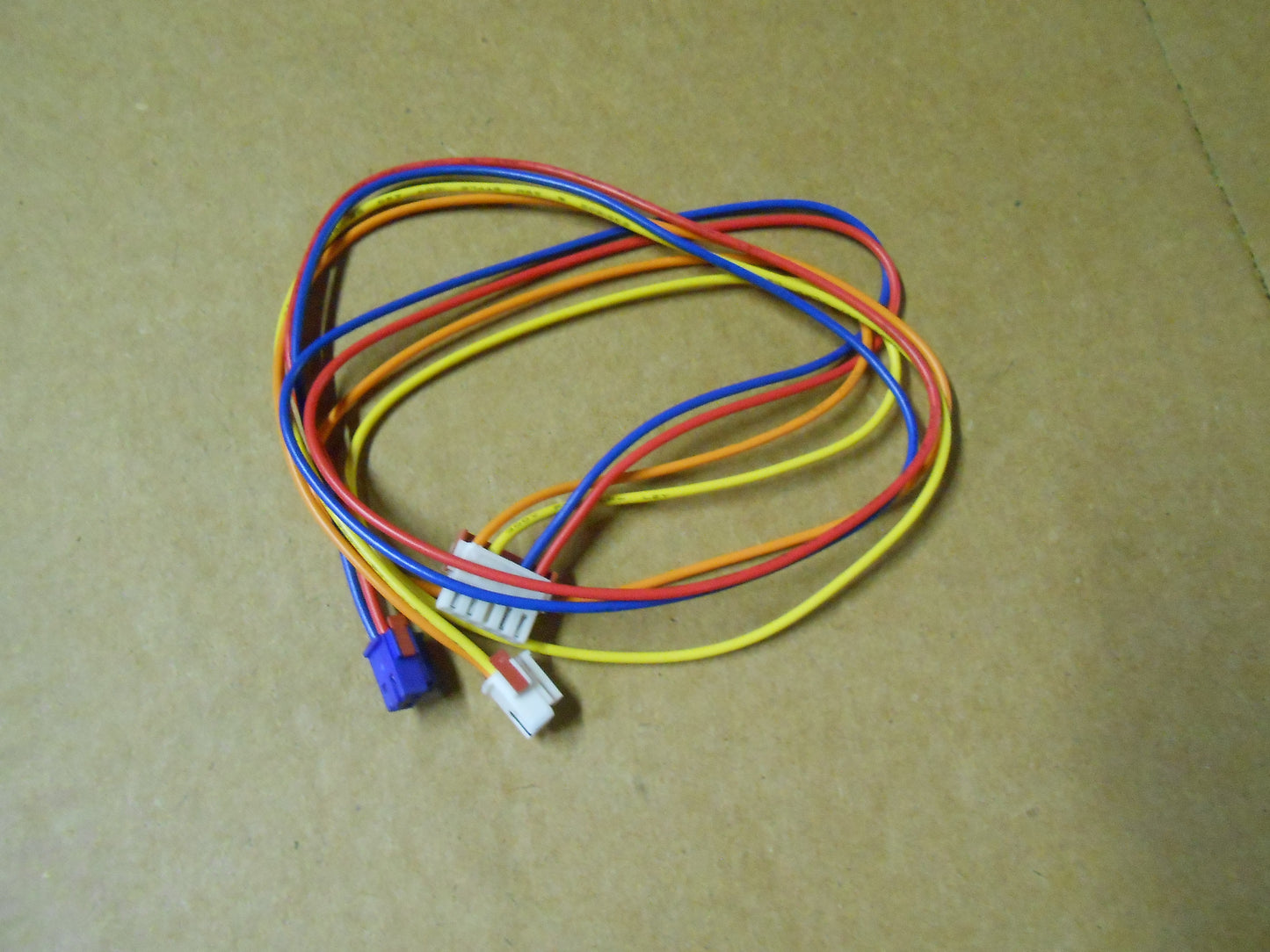ASSEMBLY WIRE CONNECTOR