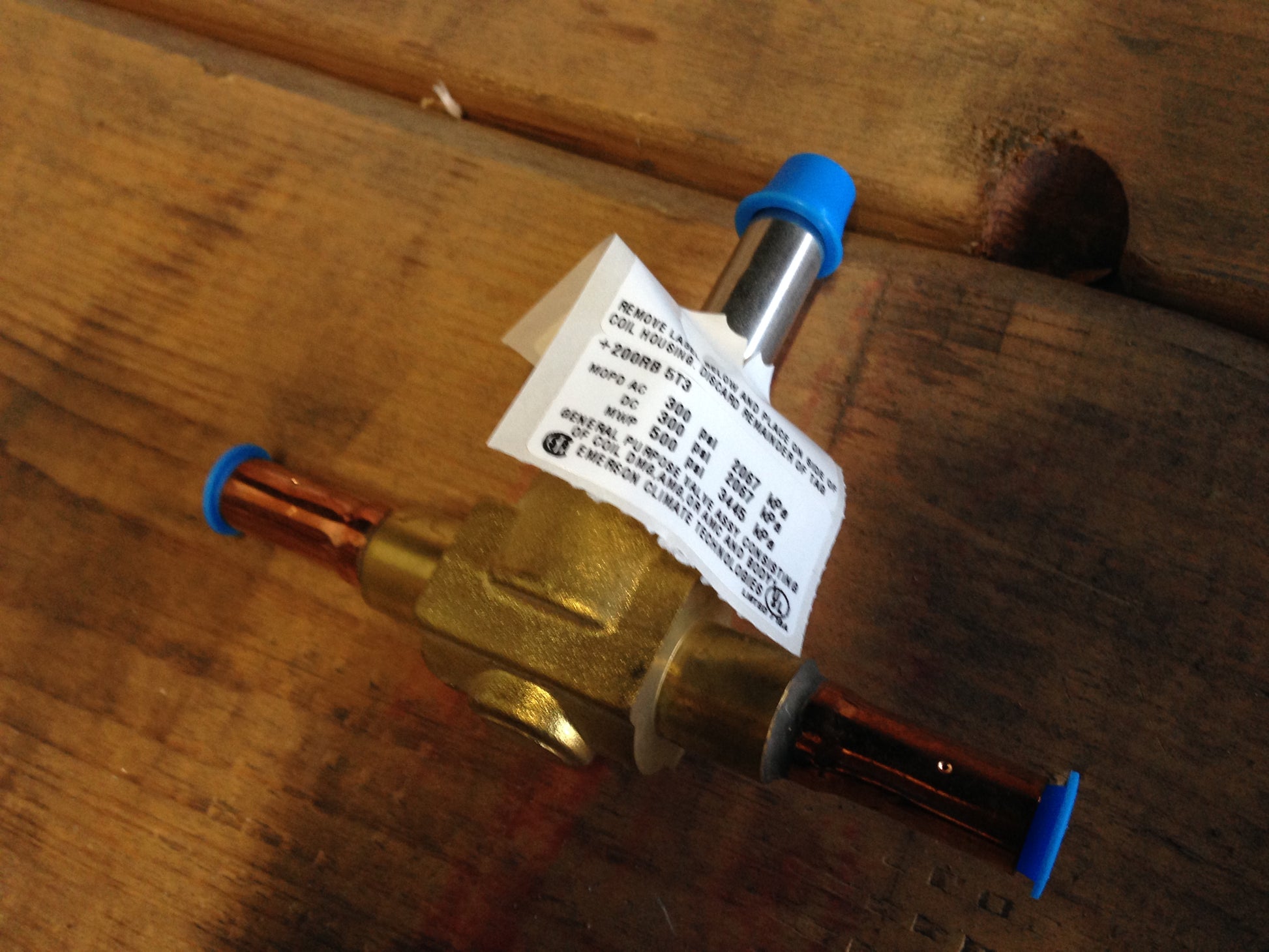 3/8" SWEAT SOLENOID VALVE/LESS COIL