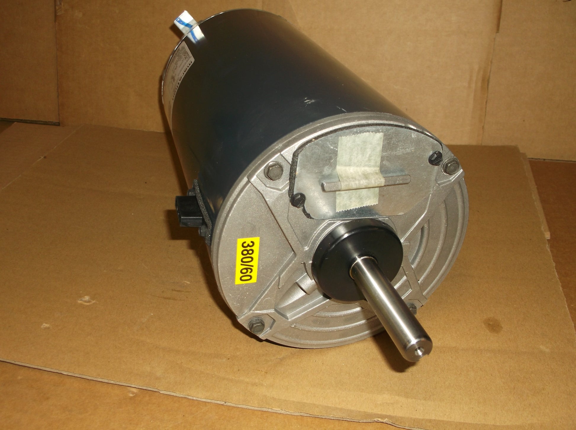 HP-- INVERTER DUTY CONDENSER FAN MOTOR   380/60-50/3   RPM:1140/1-SPEED