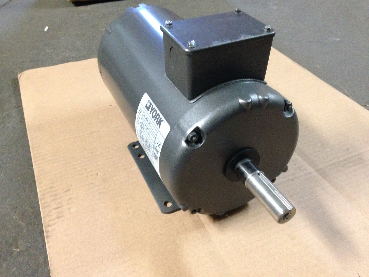 2 HP FAN MOTOR, 200-230/60/3, REVERSIBLE, VARIABLE SPEED,   RPM 850