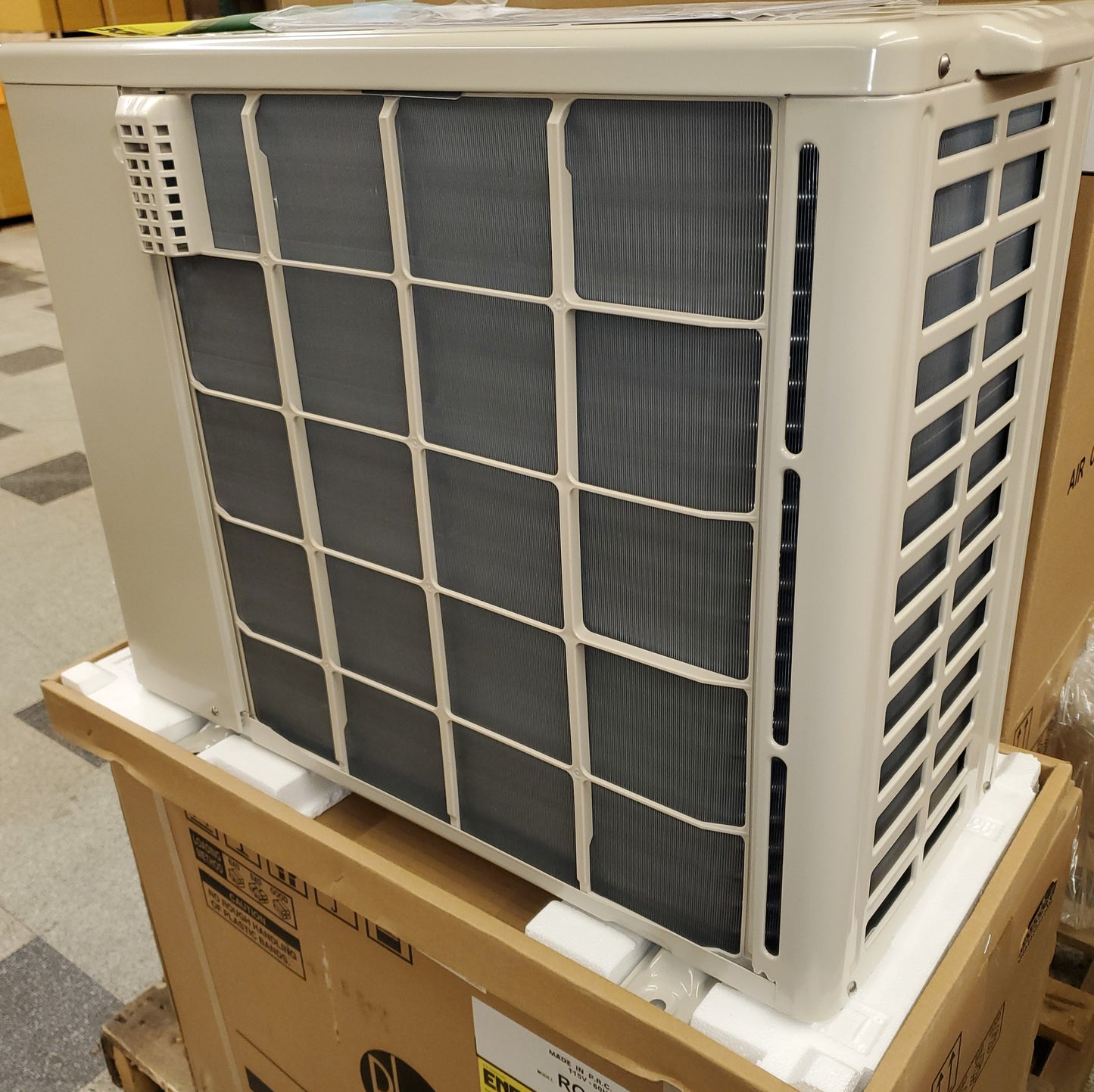 9,000 BTU "CLASSIC" SERIES SINGLE-ZONE INVERTER OUTDOOR MINI-SPLIT HEAT PUMP UNIT, 115/60/1 R-410A 16 SEER