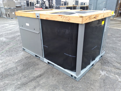 8-1/2 TON 2 STAGE CONVERTIBLE NATURAL GAS/ELECTRIC PACKAGED UNIT, 11 EER, 380/415/60/3, R410A