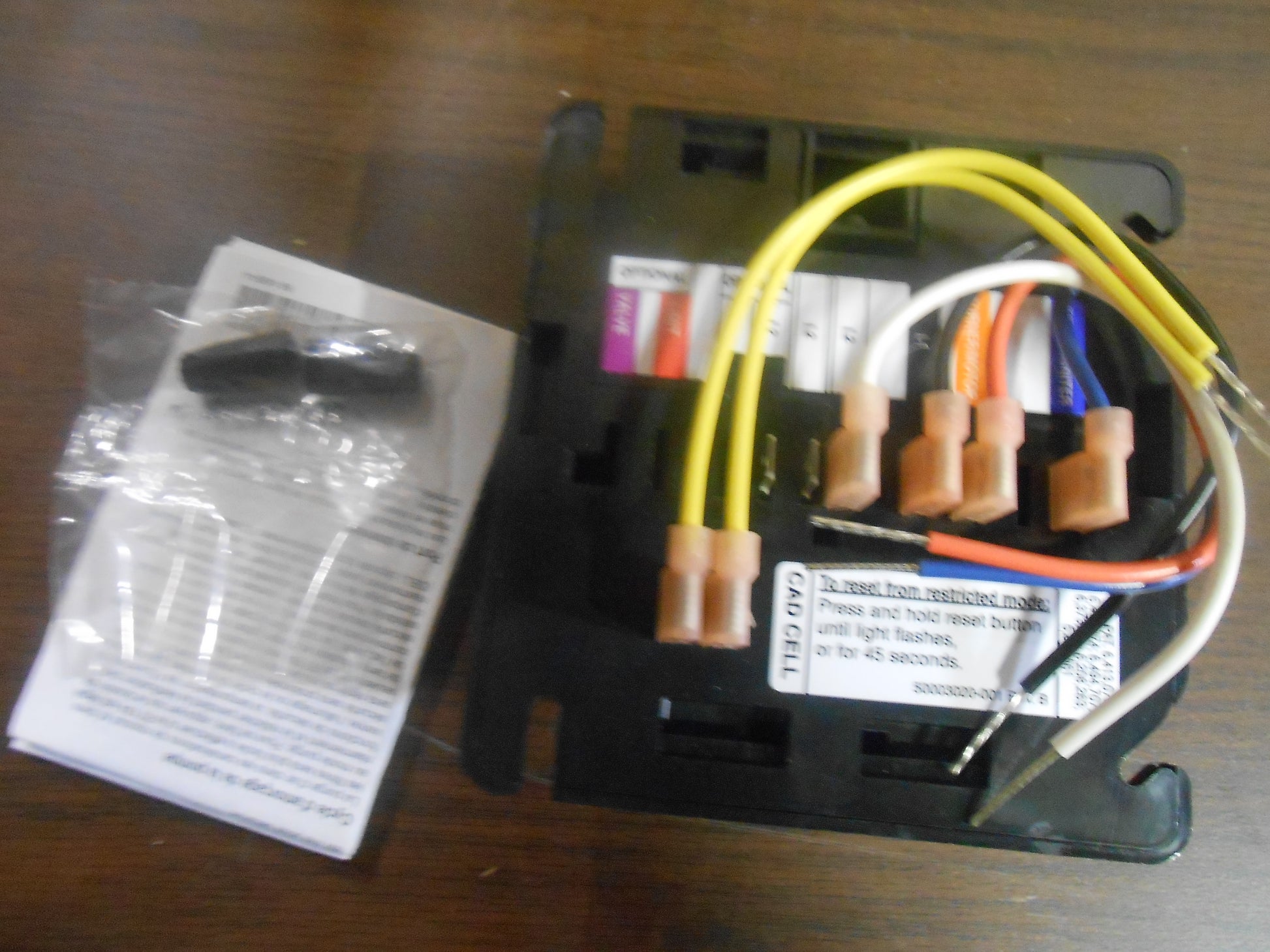 PRIMARY CONTROL AND IGNITOR KIT
