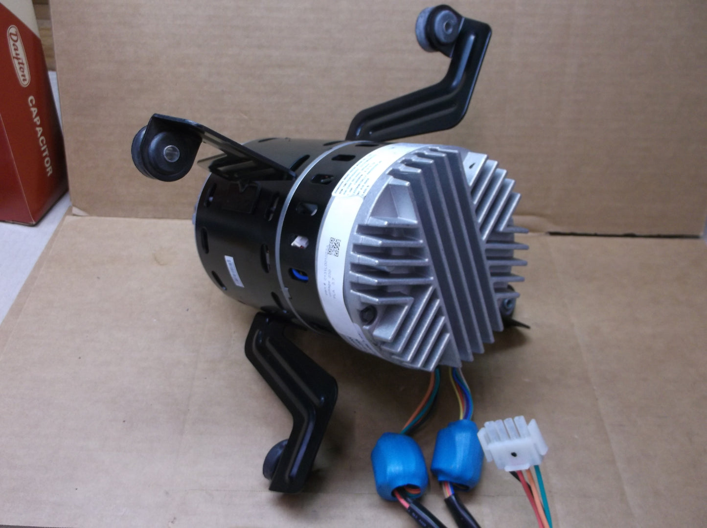 1.2HP ECM BLOWER MOTOR  230/50-60/3   RPM:1300