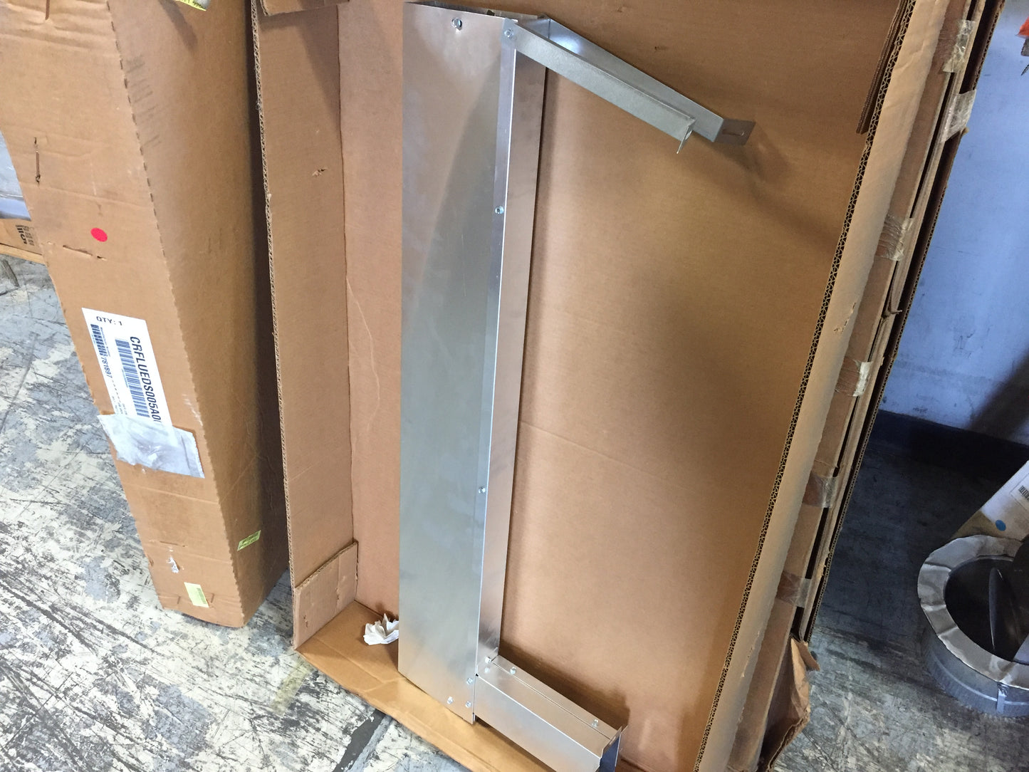 FLUE DISCHARGE DEFLECTOR FOR CARRIER PACKAGE UNITS