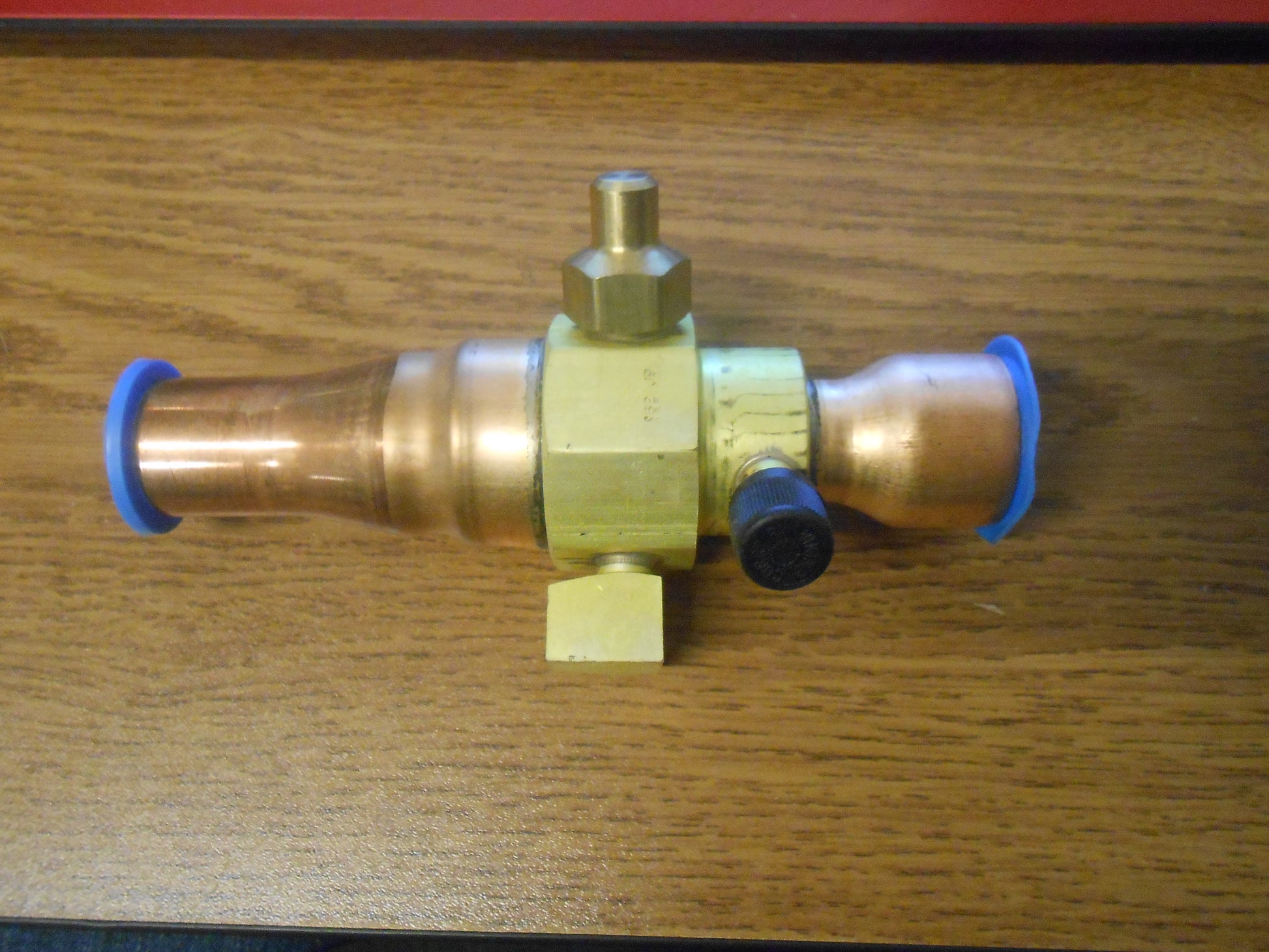 7/8" X 1-1/8" BALL VALVE WITH ACCESS FITTING