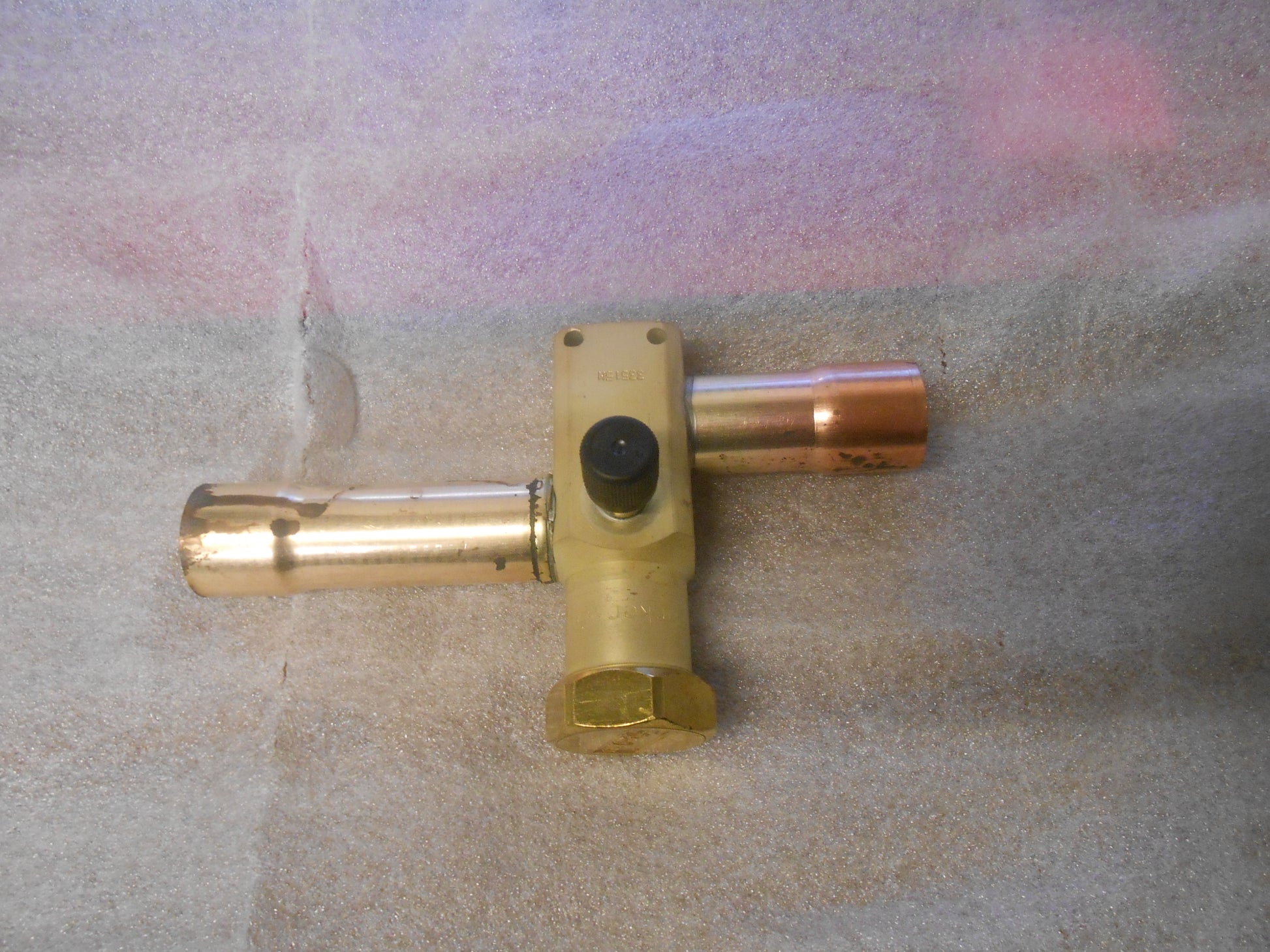 7/8" X 7/8" SERVICE VALVE WITH ACCESS PORT