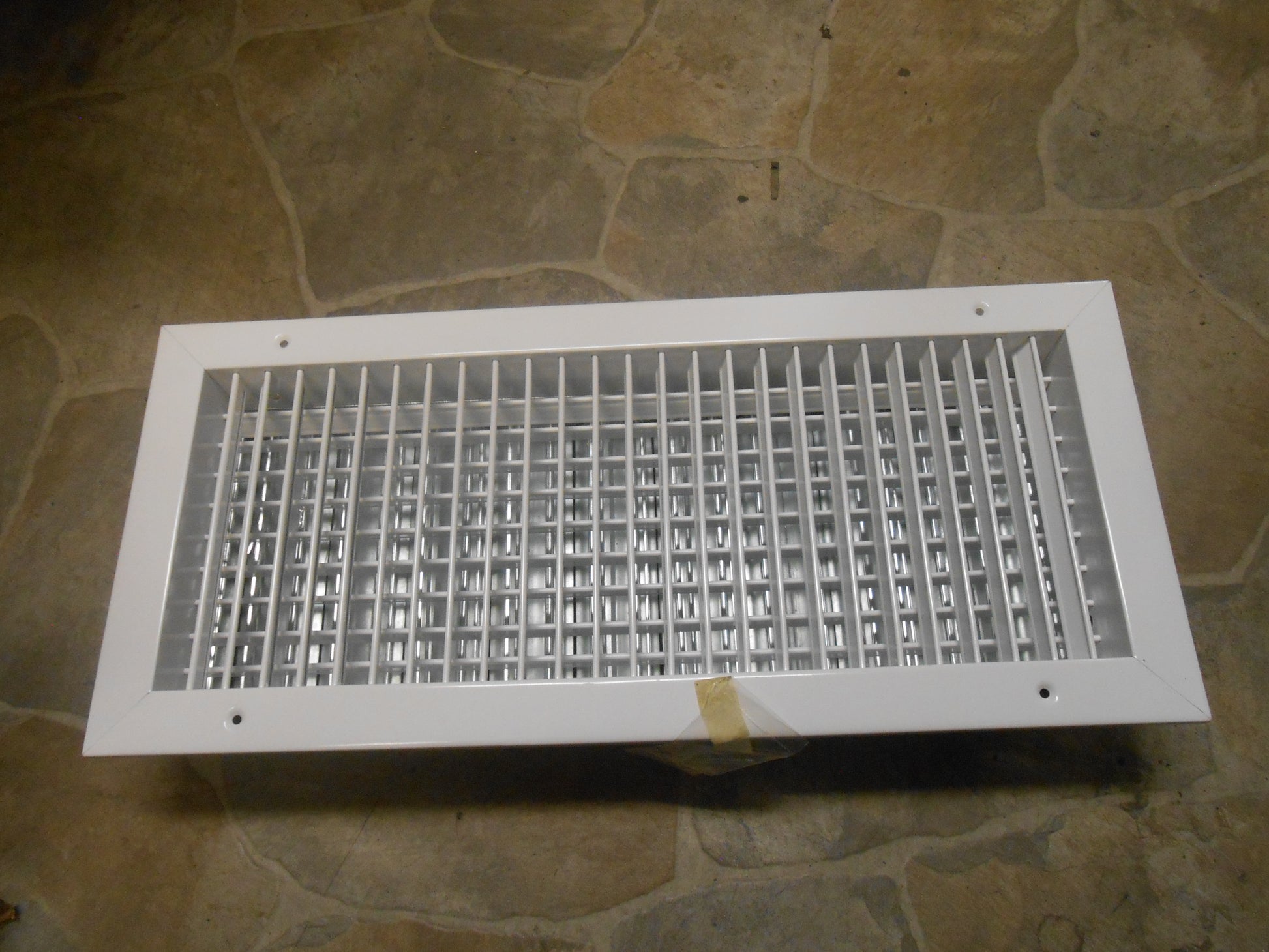 20 X8 CEILING/WALL RETURN AIR GRILLE WITH DAMPER