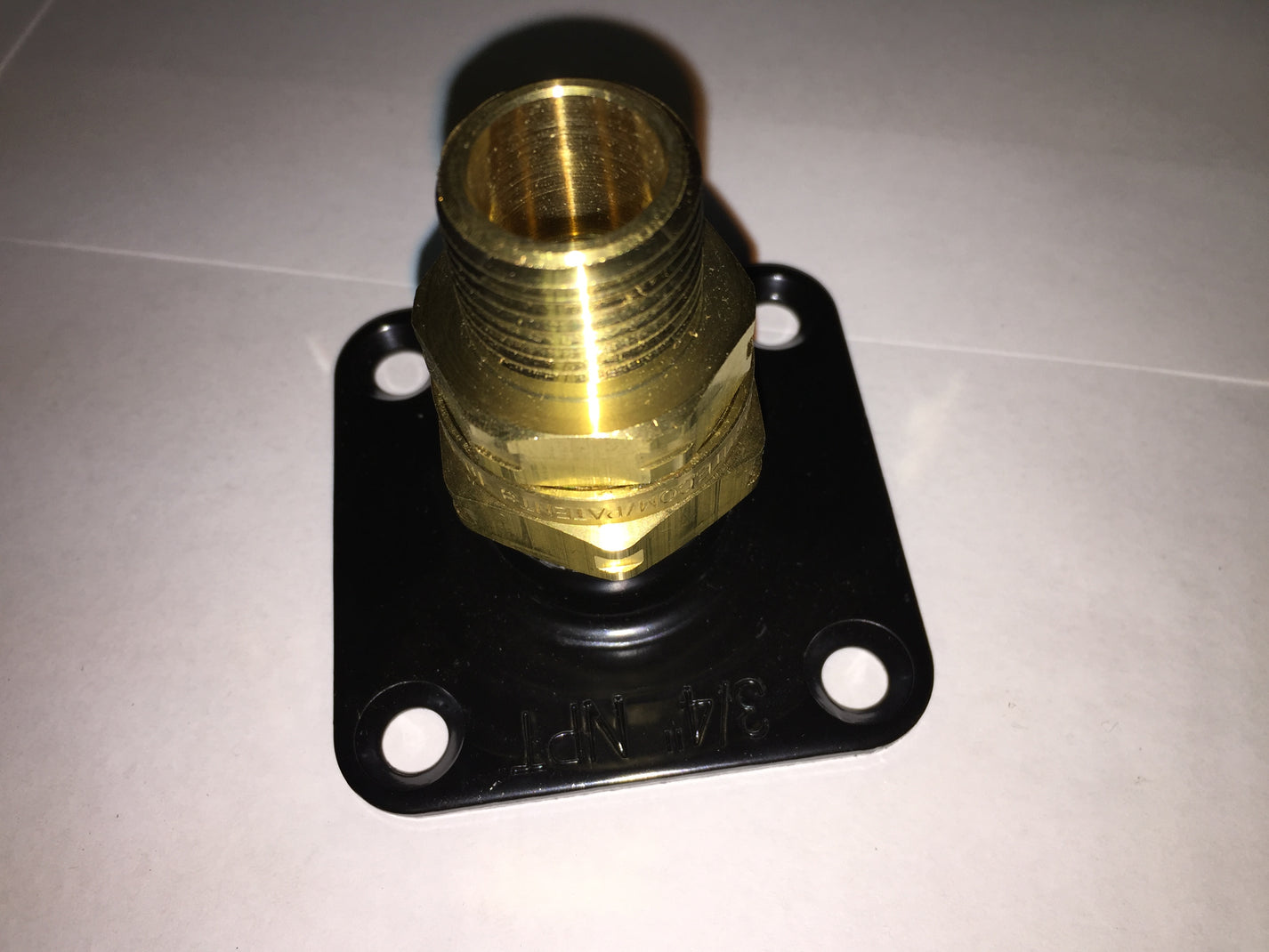 1/2" FLASHSHIELD FLANGE FITTING/TERMINATION FOR FLEXIBLE GAS PIPING