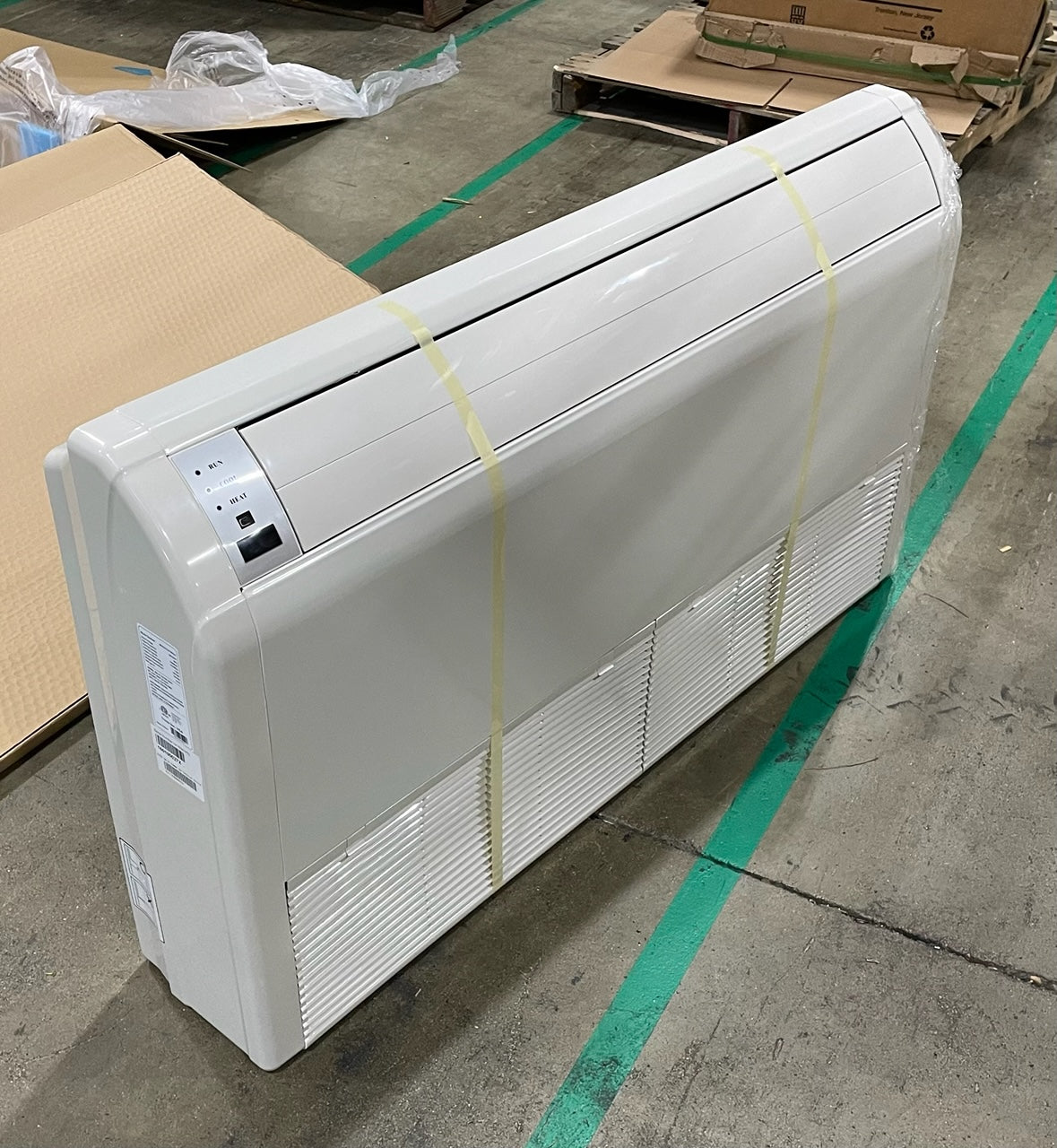 18,000 BTU INDOOR MINI-SPLIT FLOOR/CEILING HEAT PUMP UNIT, 16 SEER 208-230/60/1 R-410A CFM 600