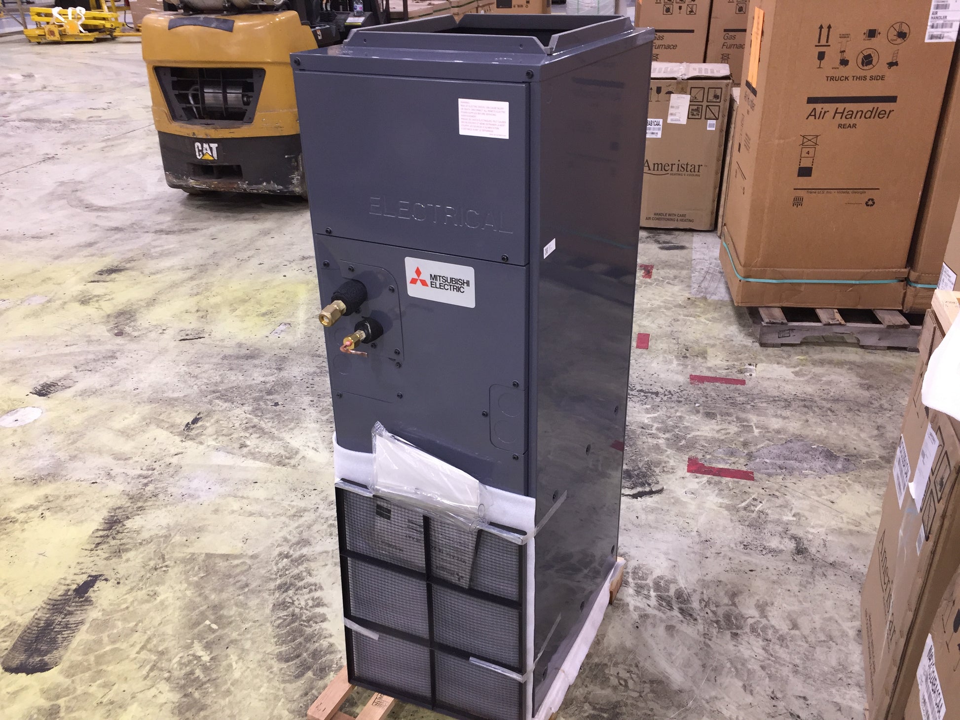 24,000 BTU DUCTED MULTI-POSITION HEAT PUMP AIR HANDLER, SEER 18, 208-230/60/1 R-410A