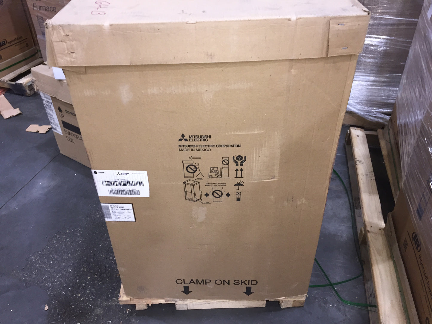 18,000 BTU MULTI POSITION DUCTED HEAT PUMP AIR HANDLER 208/230/60/1 R410A  471-675 CFM