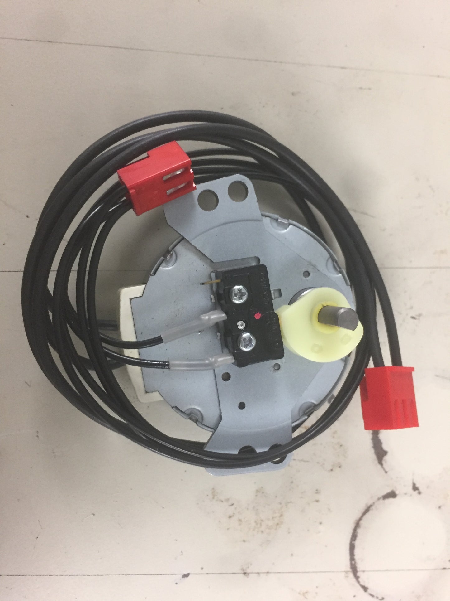 AIR SWING MOTOR 3.5 WATT 200-240/50-60/1 2.5 RPM