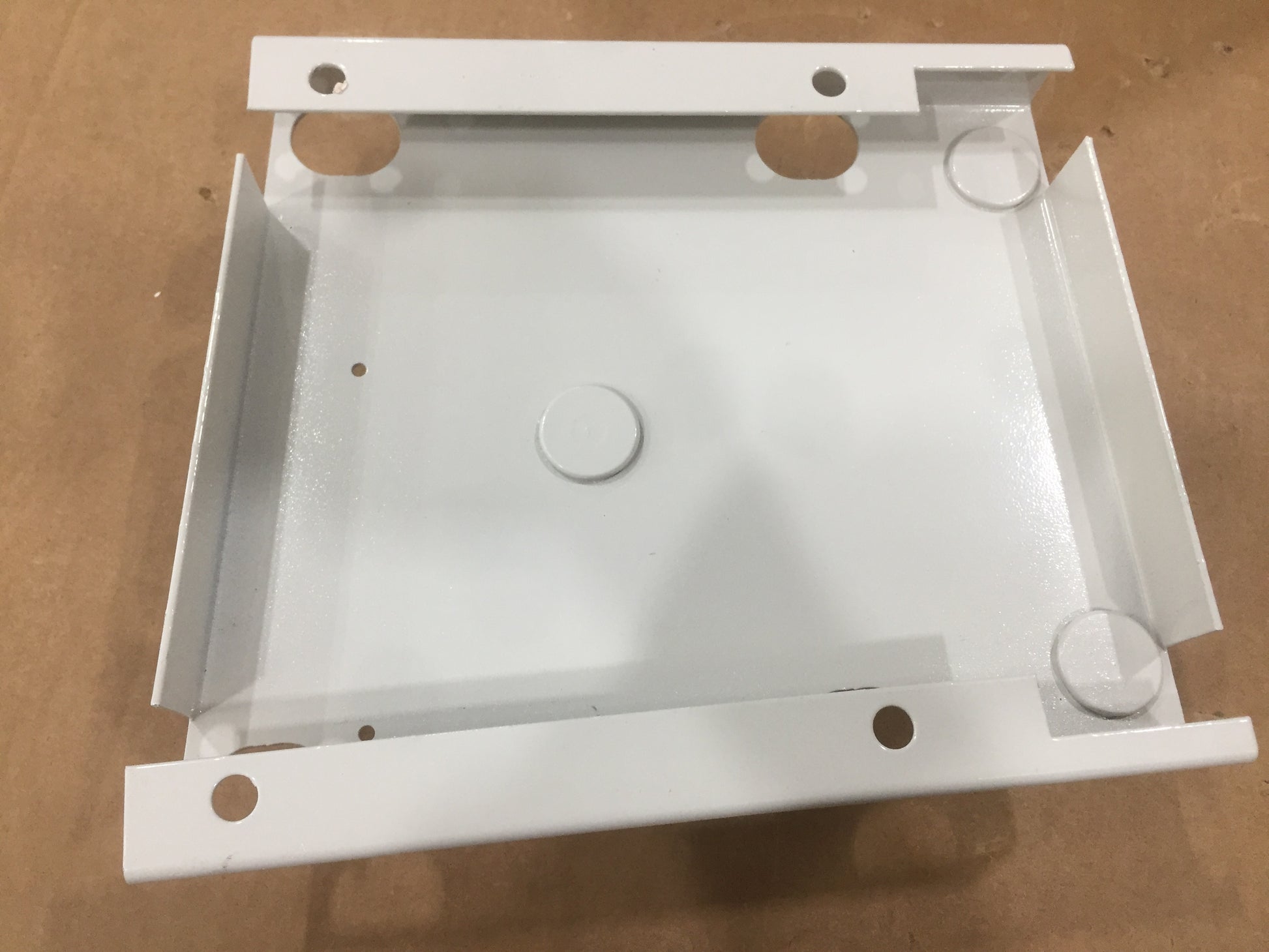 COMPRESSOR MOUNTING PLATE ASSEMBLY