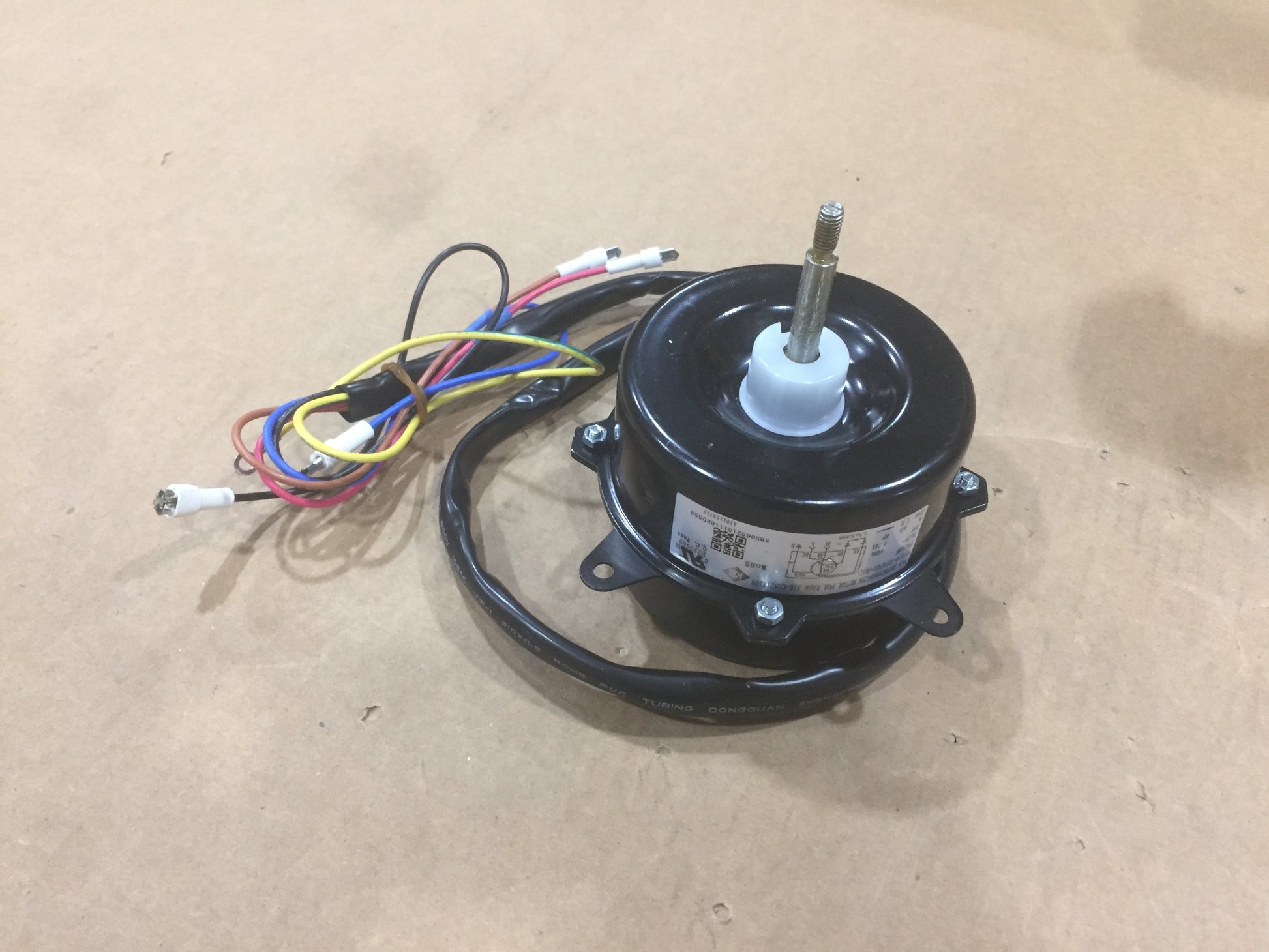 20 WATT ELECTRIC MOTOR 265/60/1 UNKNOWN RPM