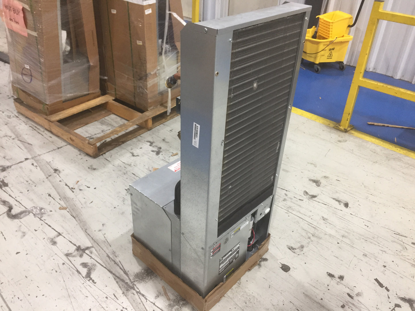 1 1/2 TON "TSM" SERIES VERTICAL STACK GEOTHERMAL HEAT PUMP WITH ECM MOTOR, 14.3-16.2 EER 208-230/60/1 R-410A