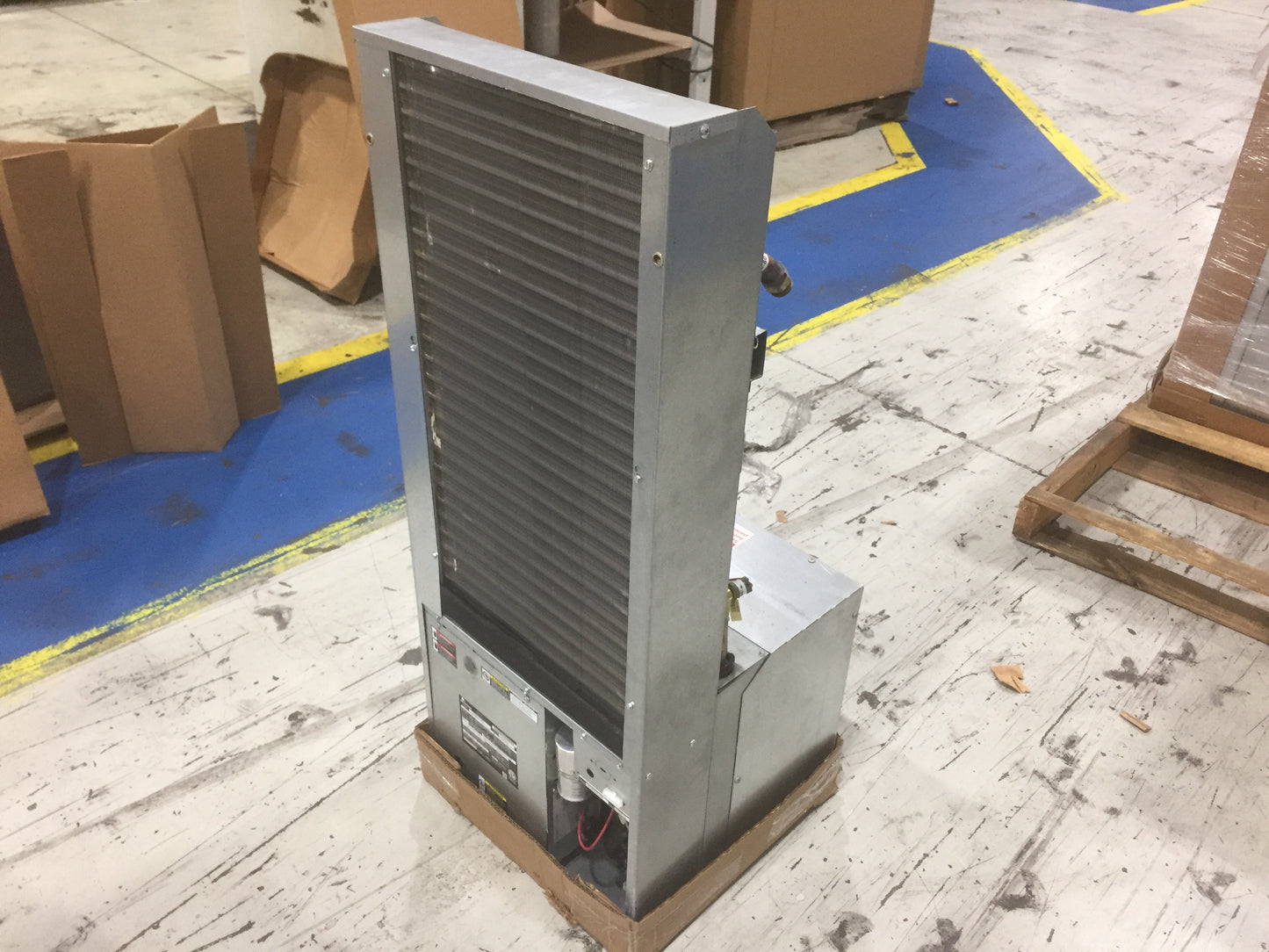 1 1/2 TON "TSM" SERIES VERTICAL STACK GEOTHERMAL HEAT PUMP WITH ECM MOTOR, 14.3-16.2 EER 208-230/60/1 R-410A