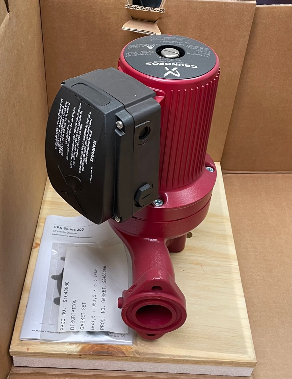3/4HP "VersaFlo 200" SERIES 3-SPEED BRONZE IN-LINE NON-SUBMERSIBLE FLANGED WATER COOLED CIRCULATOR PUMP/W PROTECTION MODULE, 575/60/3 RPM 3450