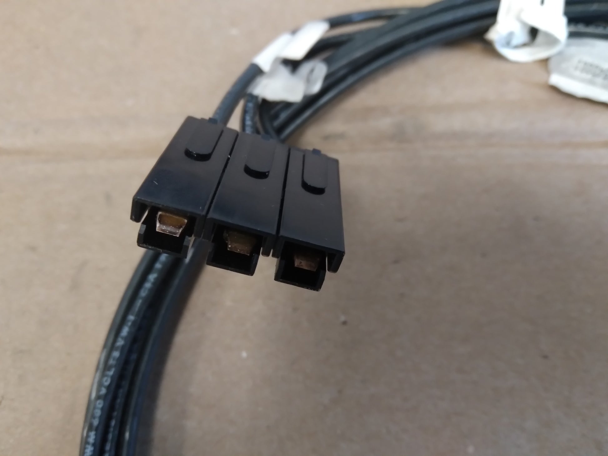 POWER OUTPUT HARNESS FROM VFD TO CONTROL BOX