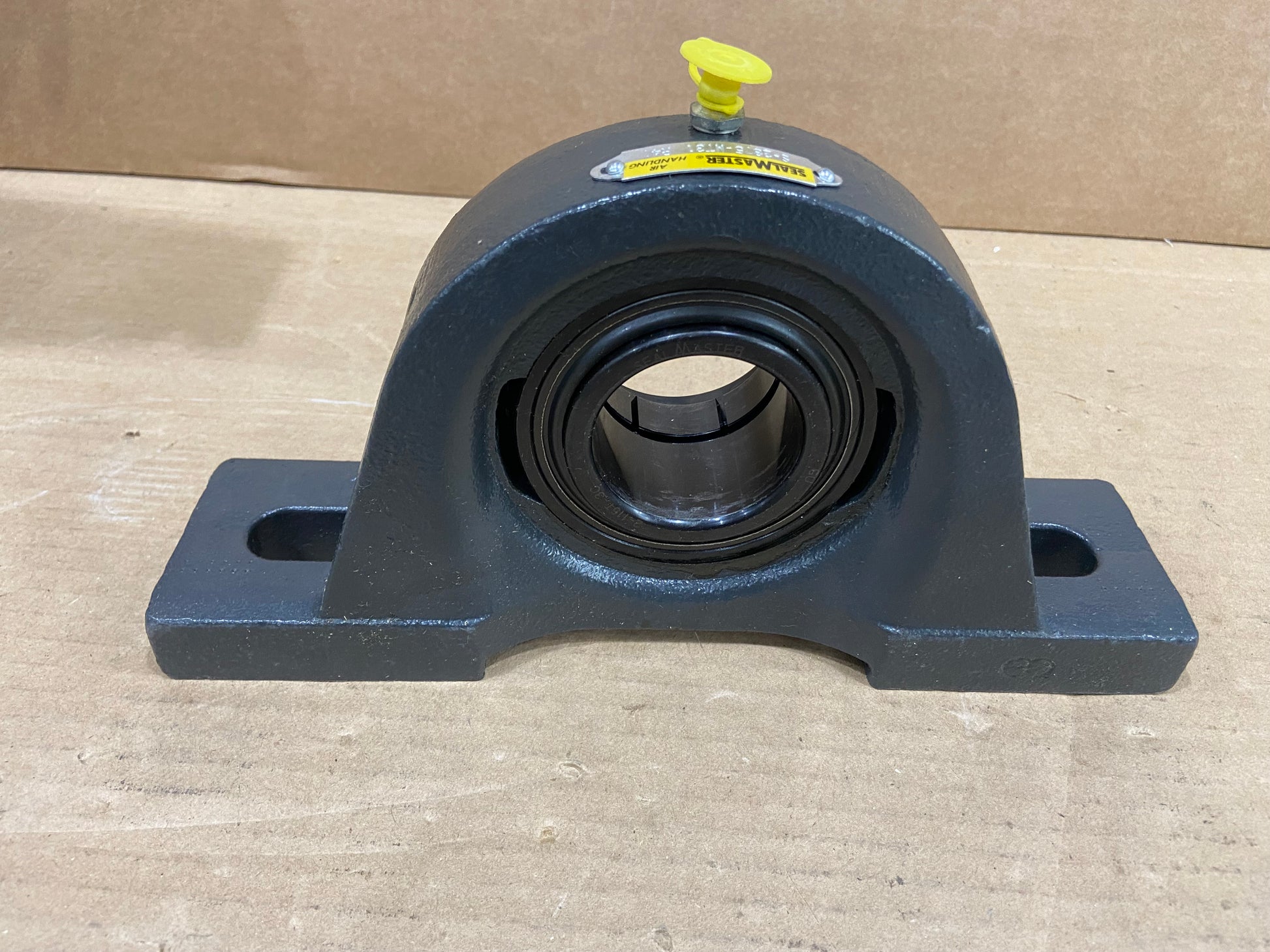 STANDARD DUTY BEARING WITH CAST IRON HOUSING 1 15/16" BORE