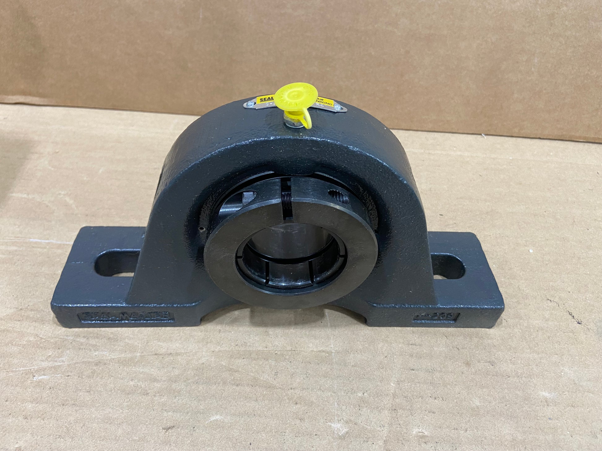 STANDARD DUTY BEARING WITH CAST IRON HOUSING 1 15/16" BORE