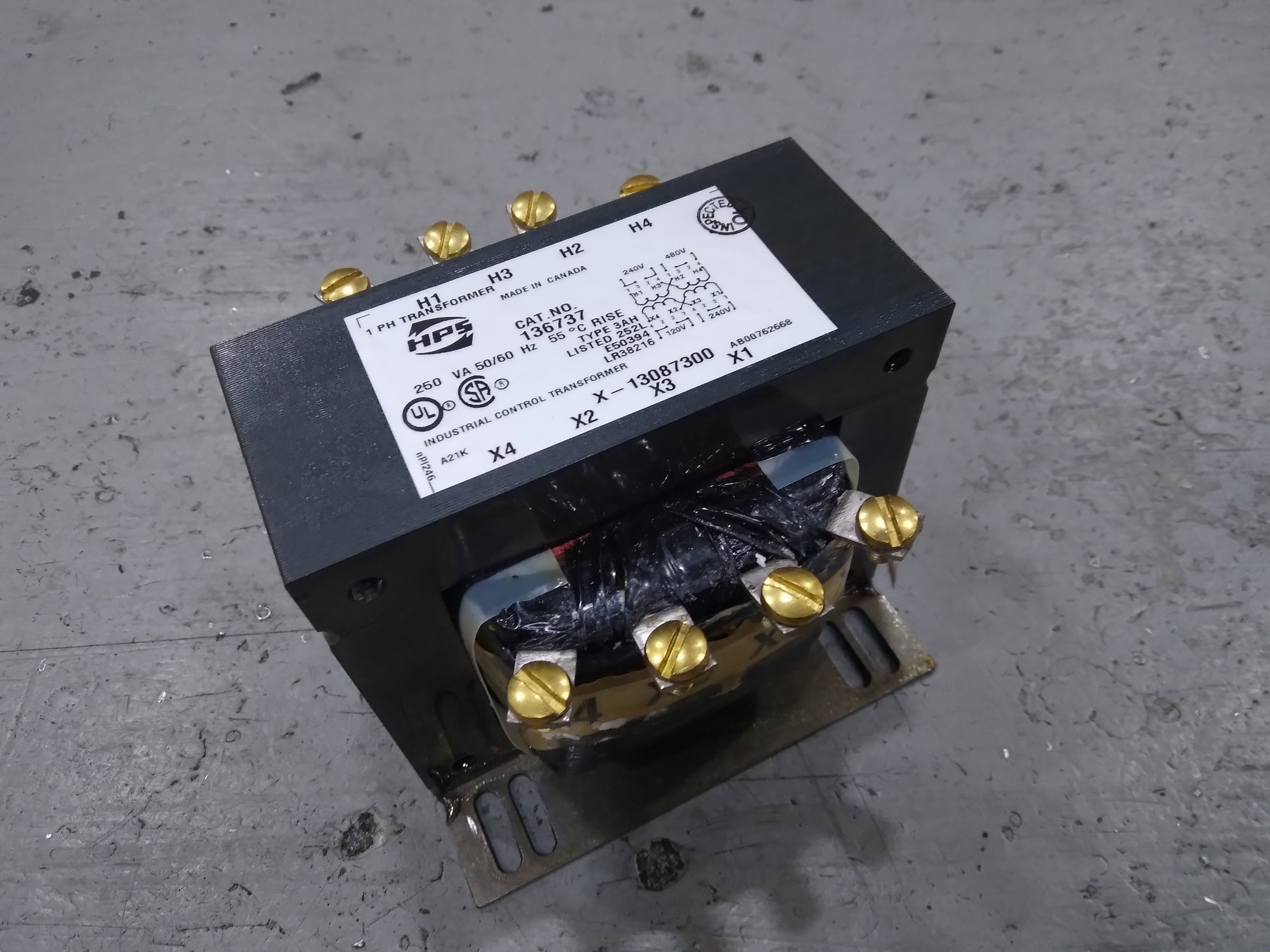 250 VA TRANSFORMER PRIMARY VOLTAGE:240/480 SECONDARY:120/240 50/60 HERTZ