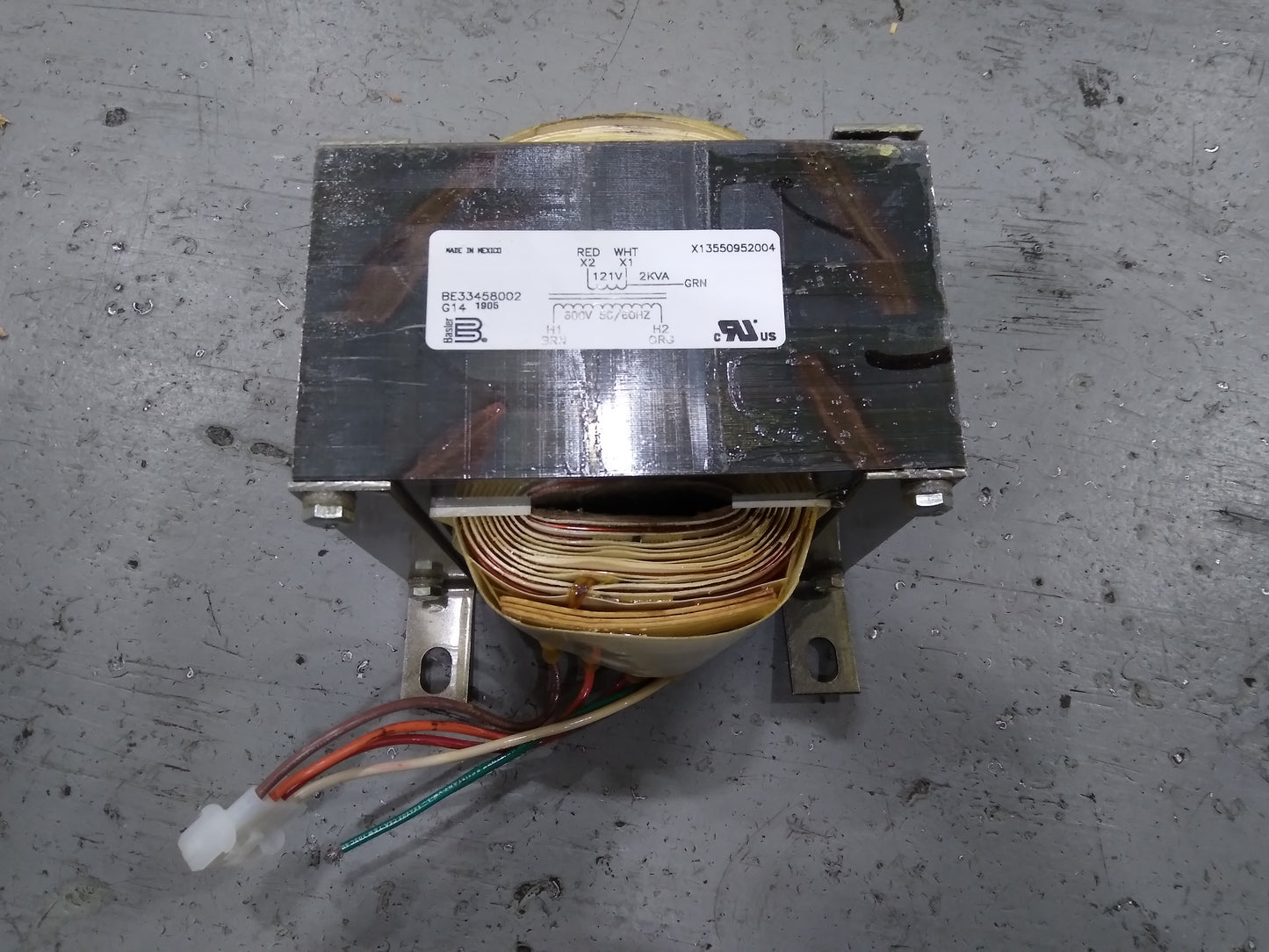 2000 VA TRANSFORMER, 600V PRIMARY AND 121V SECONDARY, 50/60 HERTZ